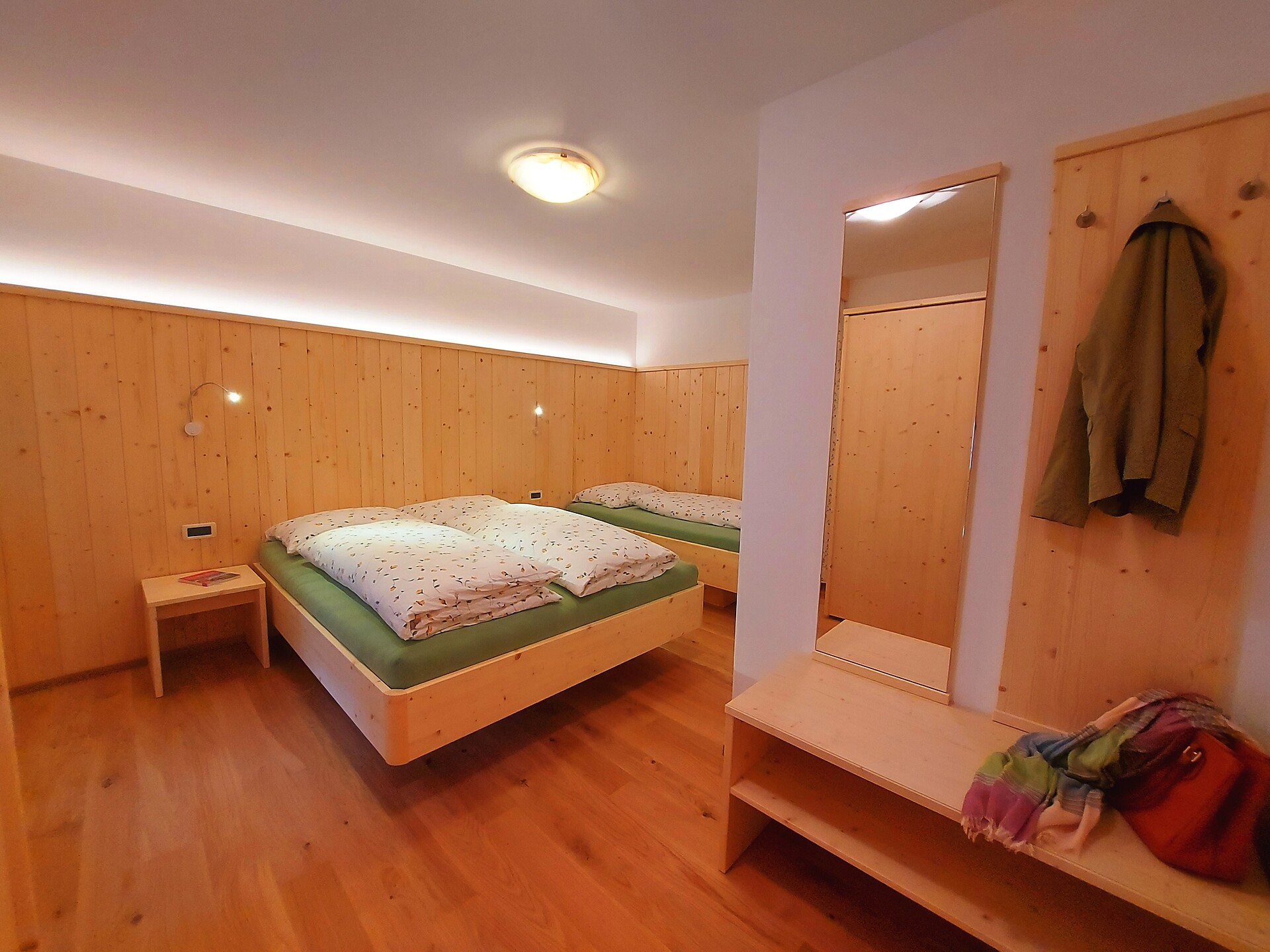 Camera da letto appartamento Piz da Peres