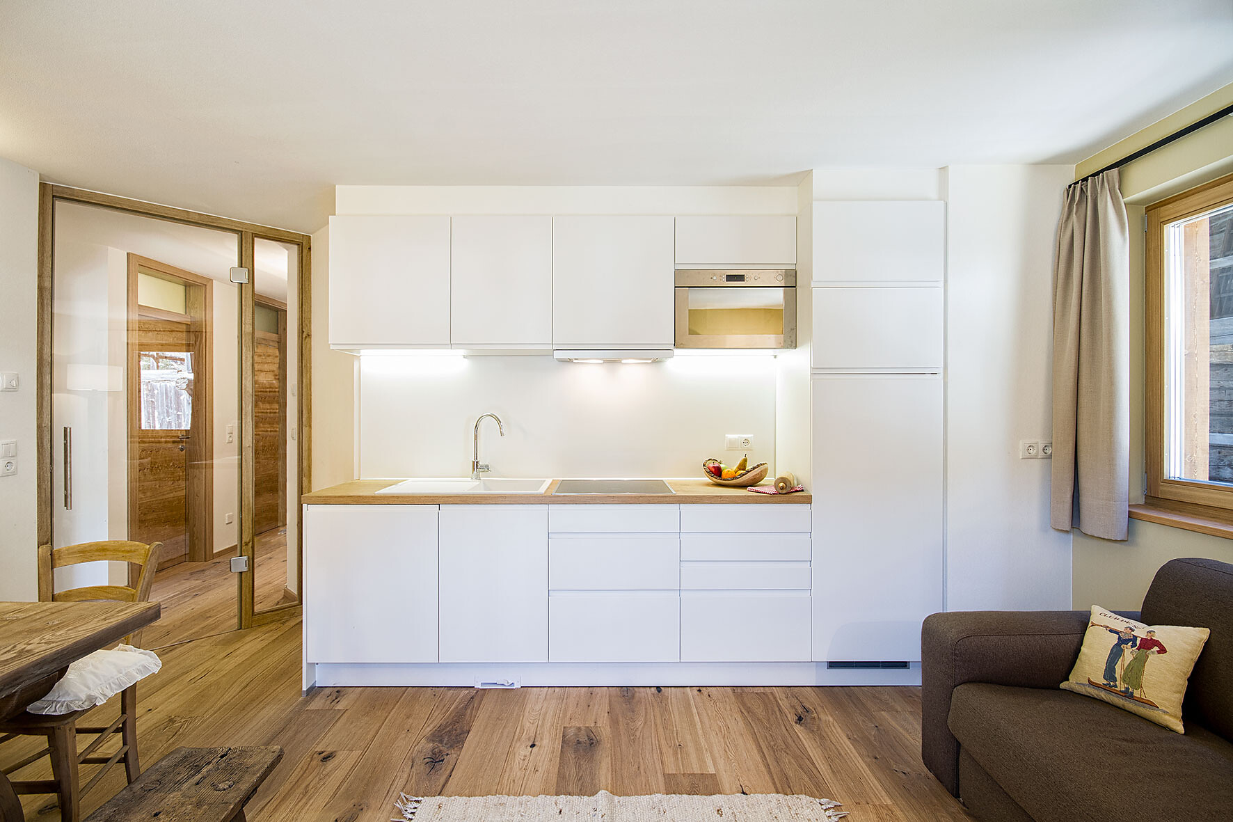 Kitchen and livingroom