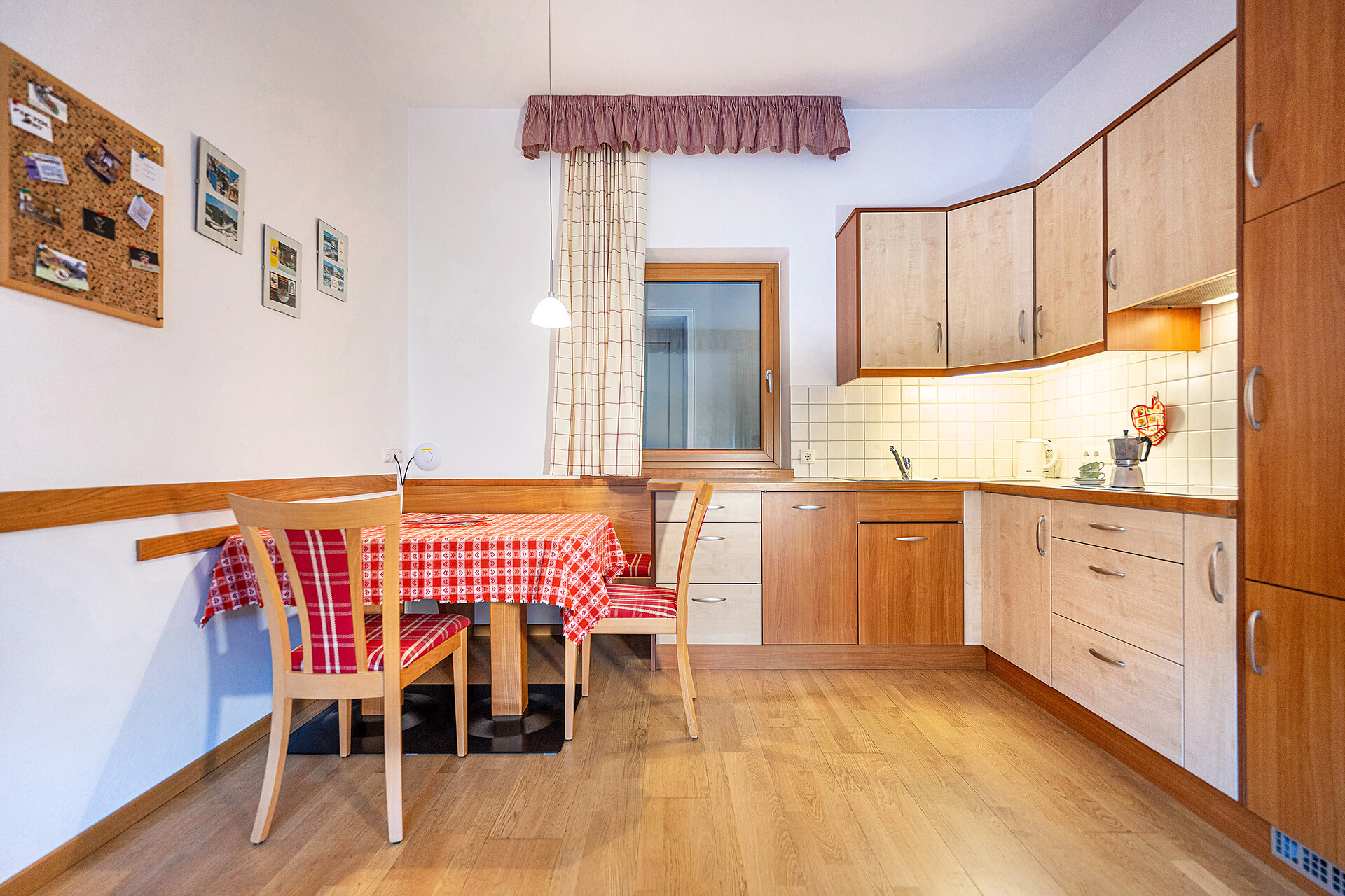 Apartment Monte Pana livingroom with kitchen