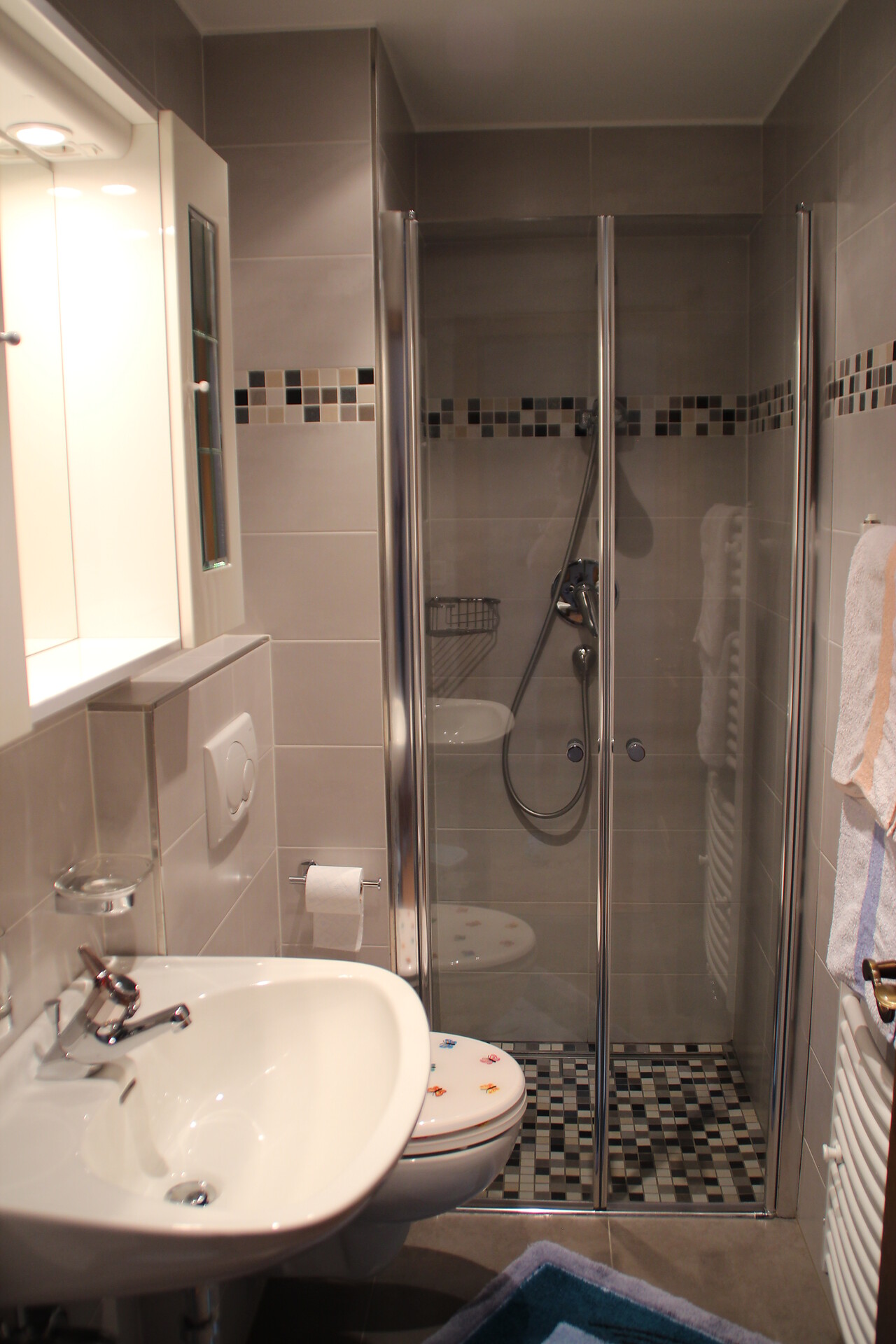 Badezimmer App. Saslonch