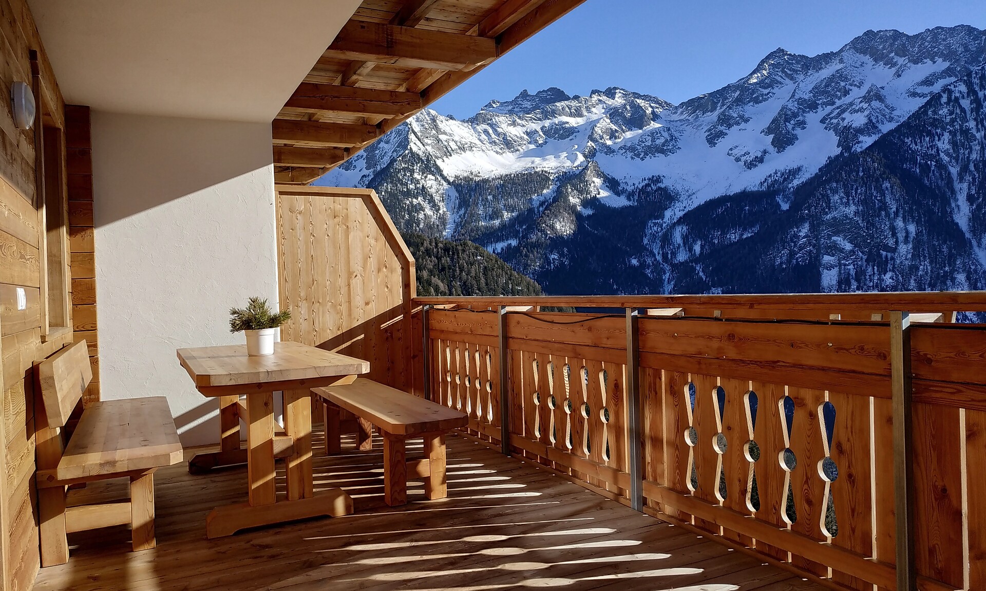 balcony