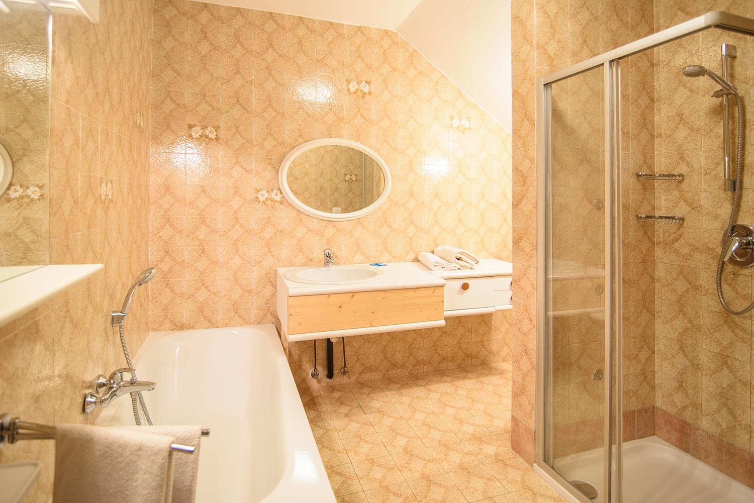 Appartements Peter Paul Eppan an der Weinstraße 25 suedtirol.info