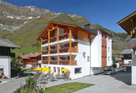 Alpshotel Bergland Moos in Passeier 17 suedtirol.info