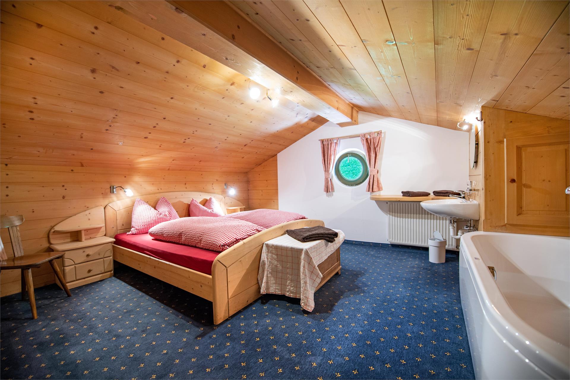 Apartments Tuenehof St.Ulrich 6 suedtirol.info