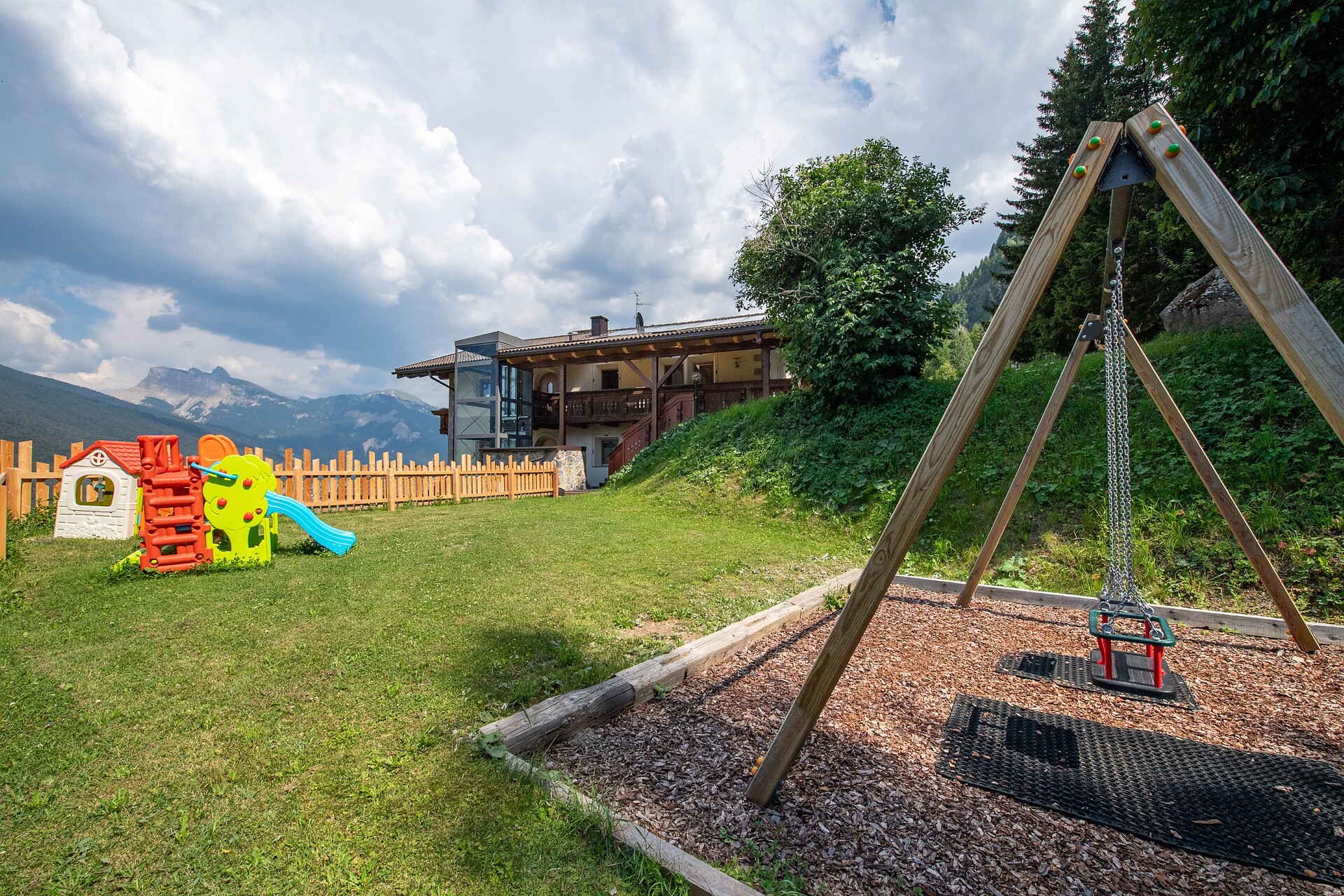 Chalet Alpina Ortisei Val Gardena Dolomites