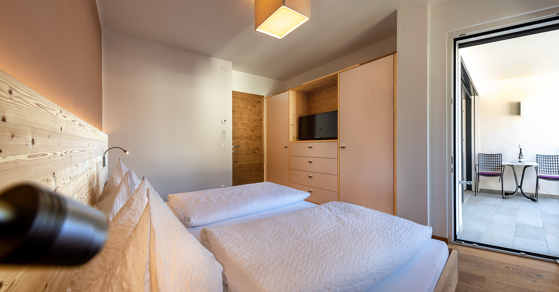 Apartment 39012