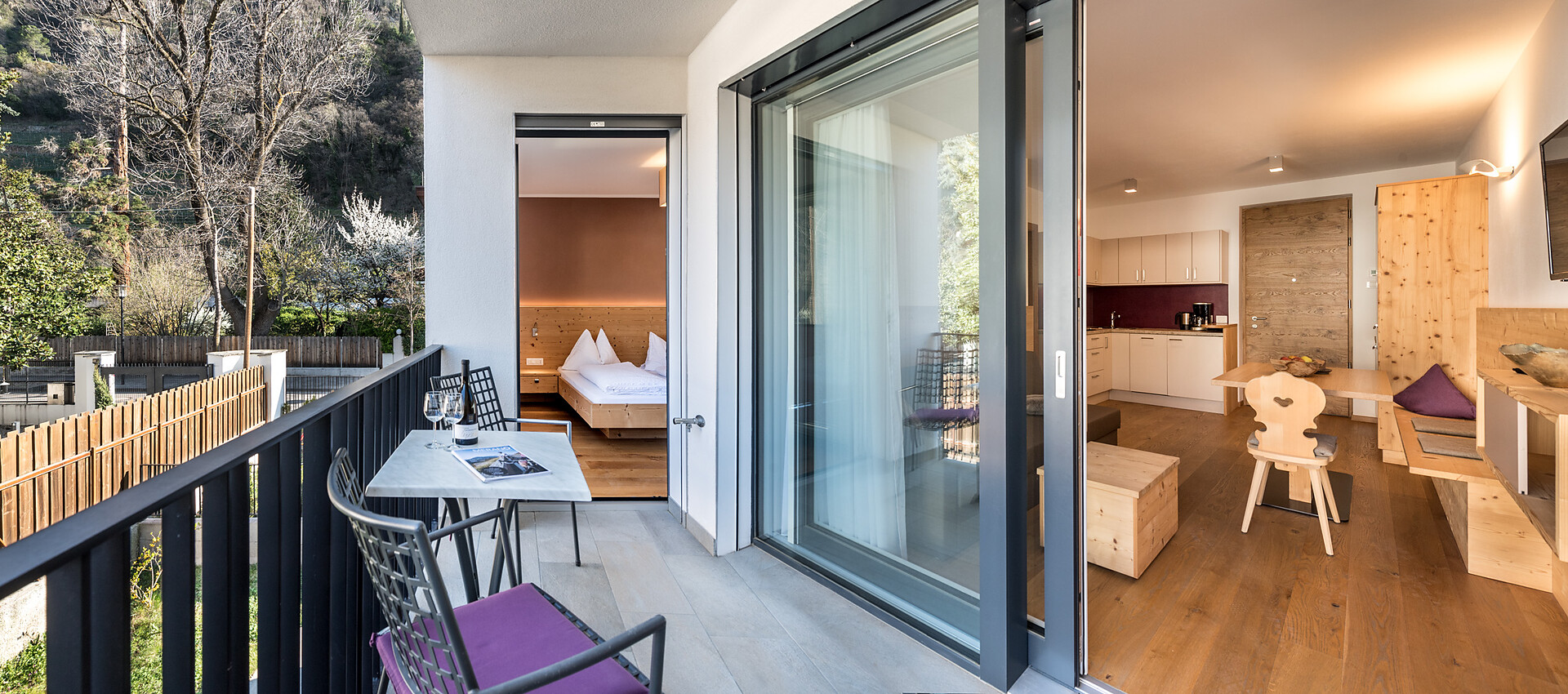 Apartment 39012