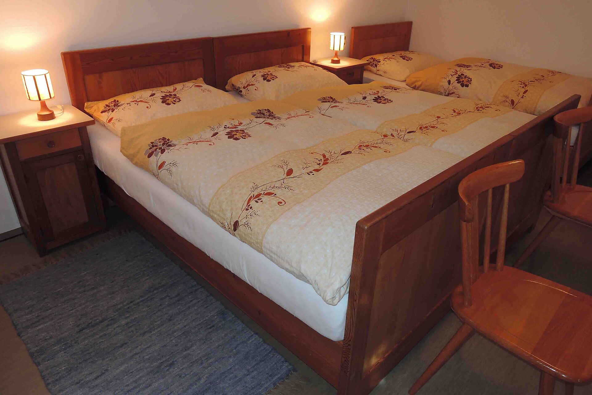 Schlafzimmer 2