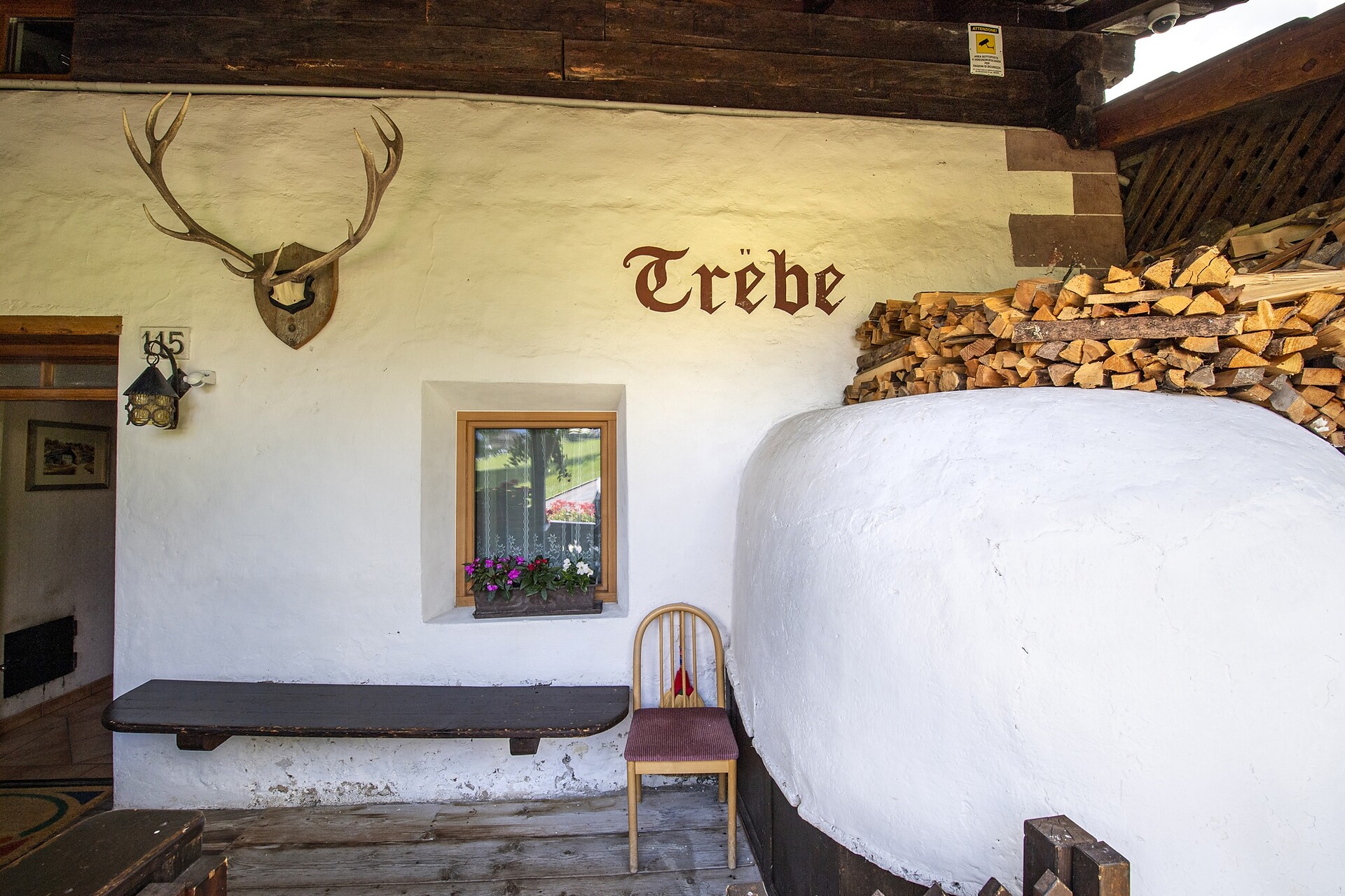 Traditional Apartment Trebe