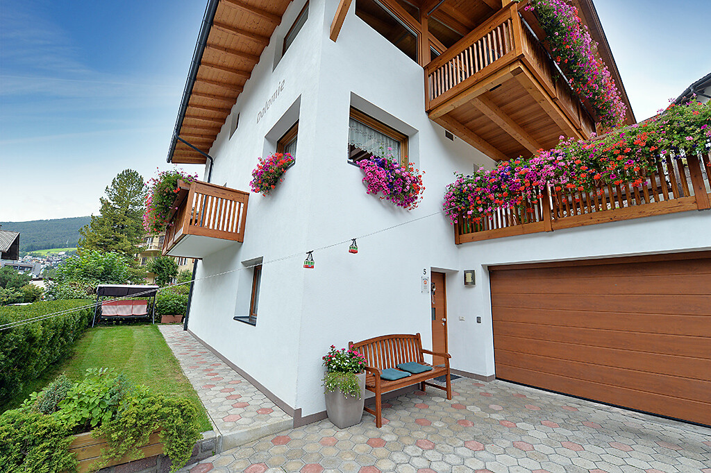 Apartments Dolomie St.Ulrich 28 suedtirol.info