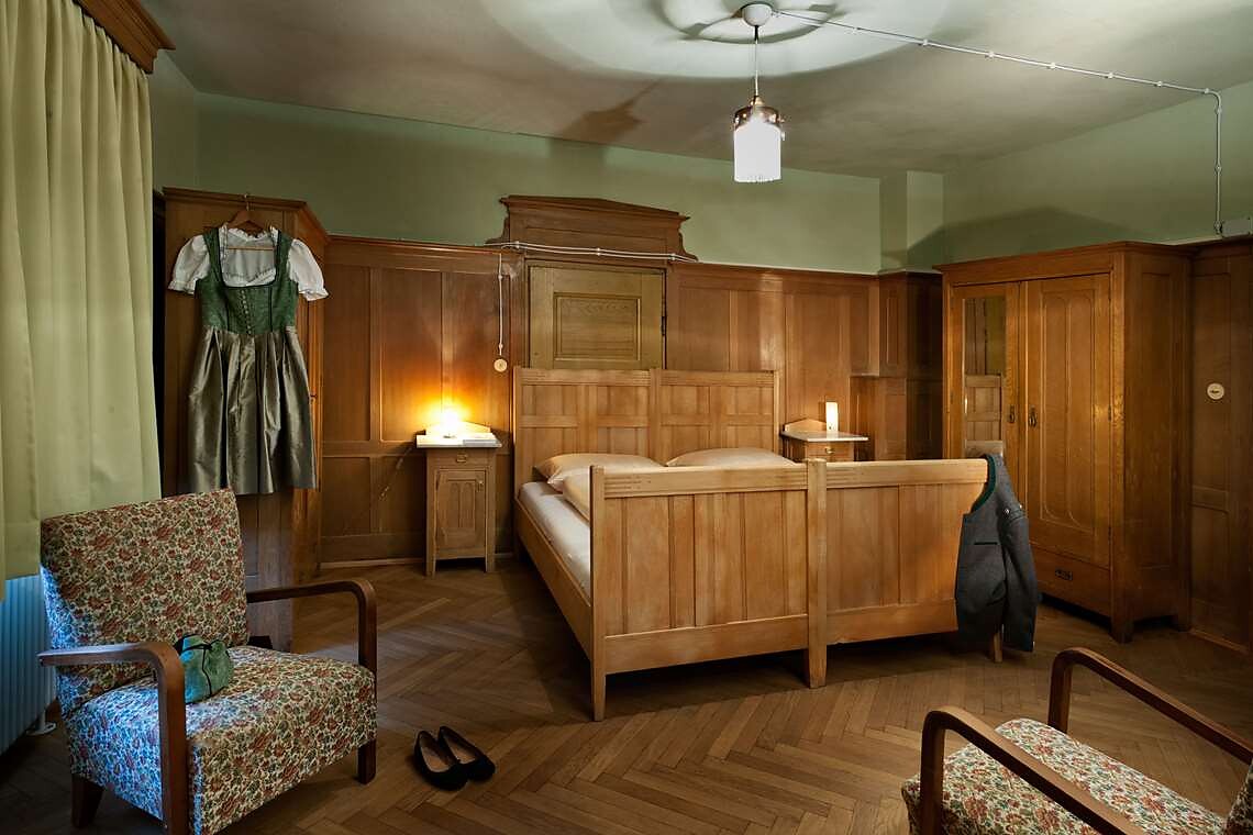 Schlafzimmer Emil