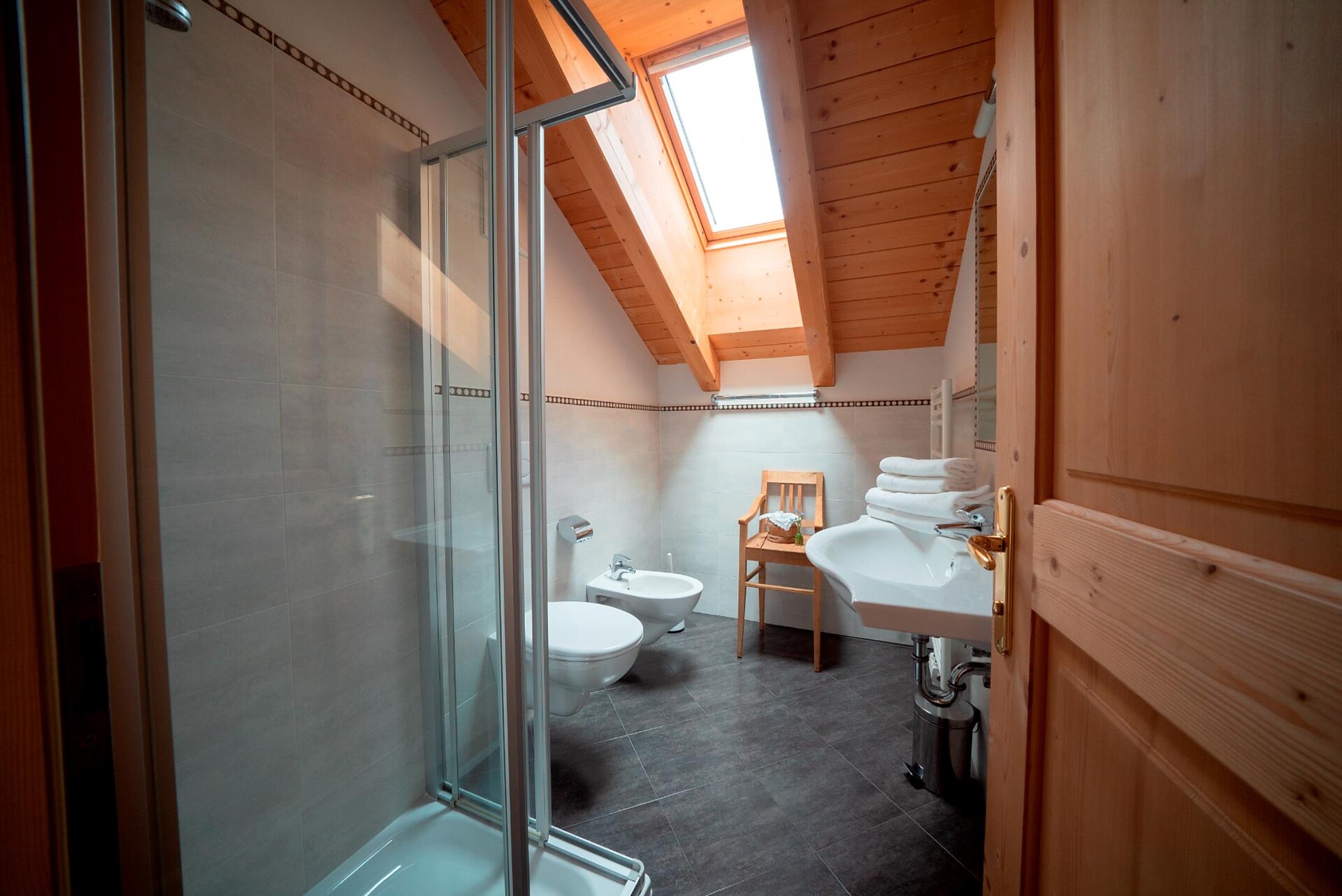 Bathroom Enzian