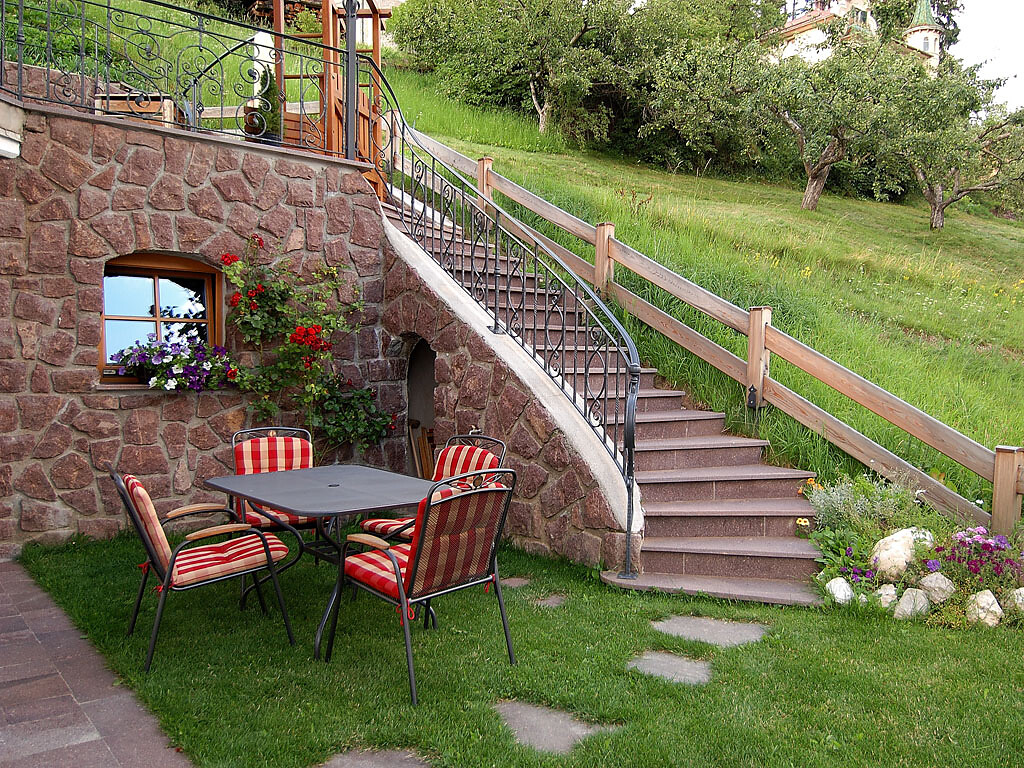 Terrace app. Saslonch