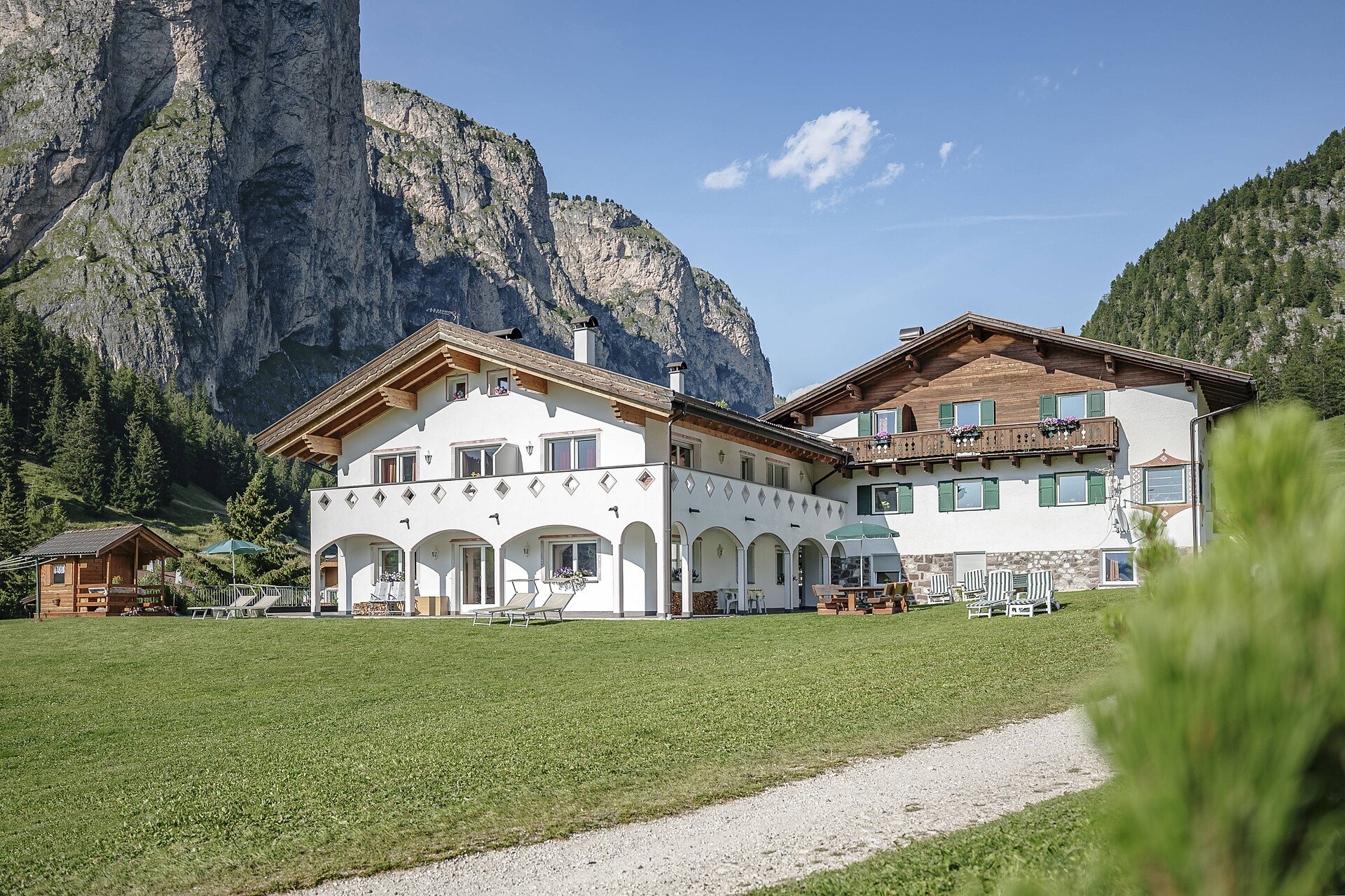 Apartments Cësa Helene