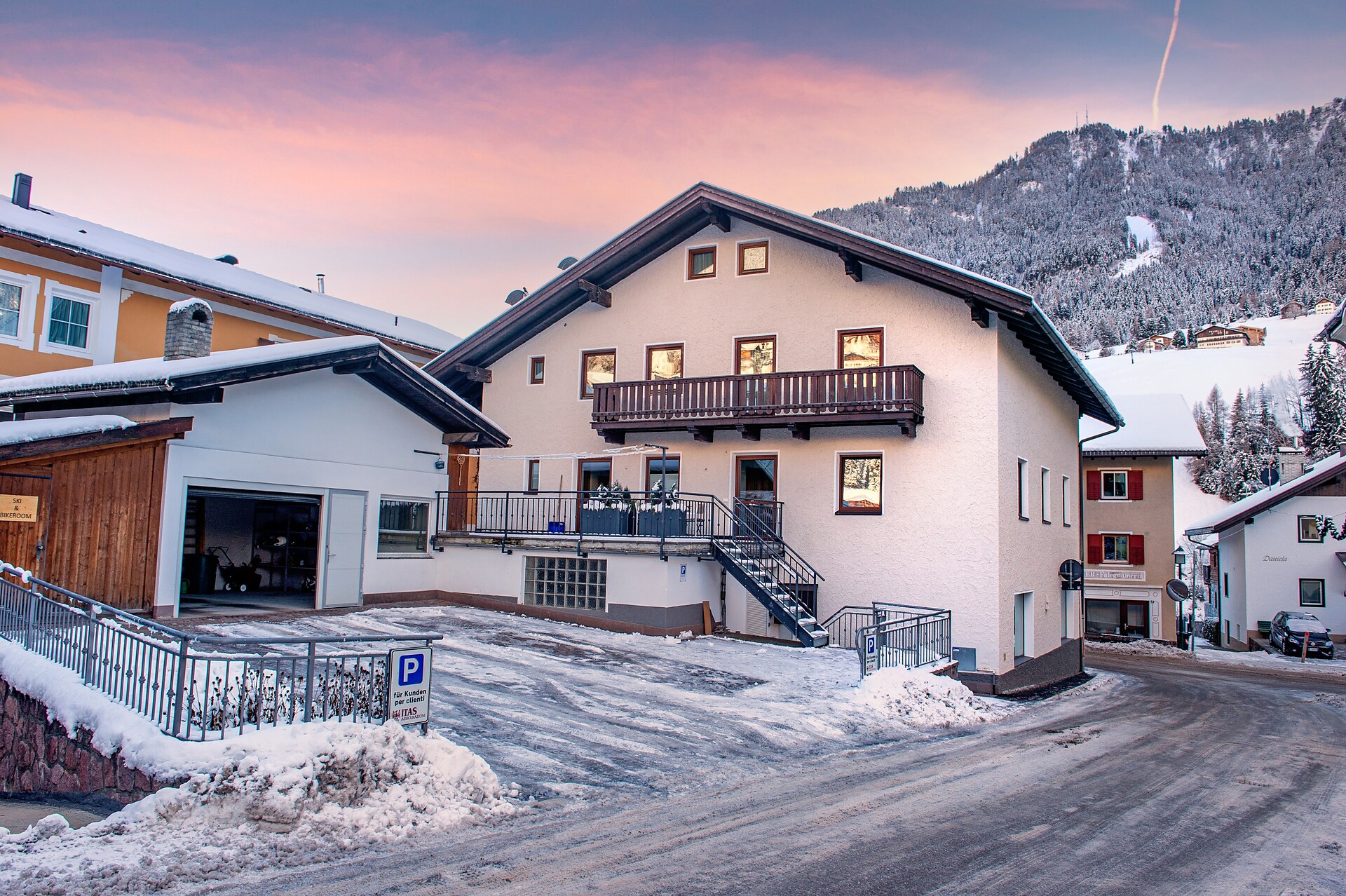 Apartments Fina