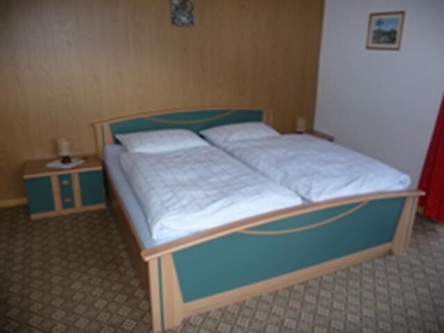 Schlafzimmer 3