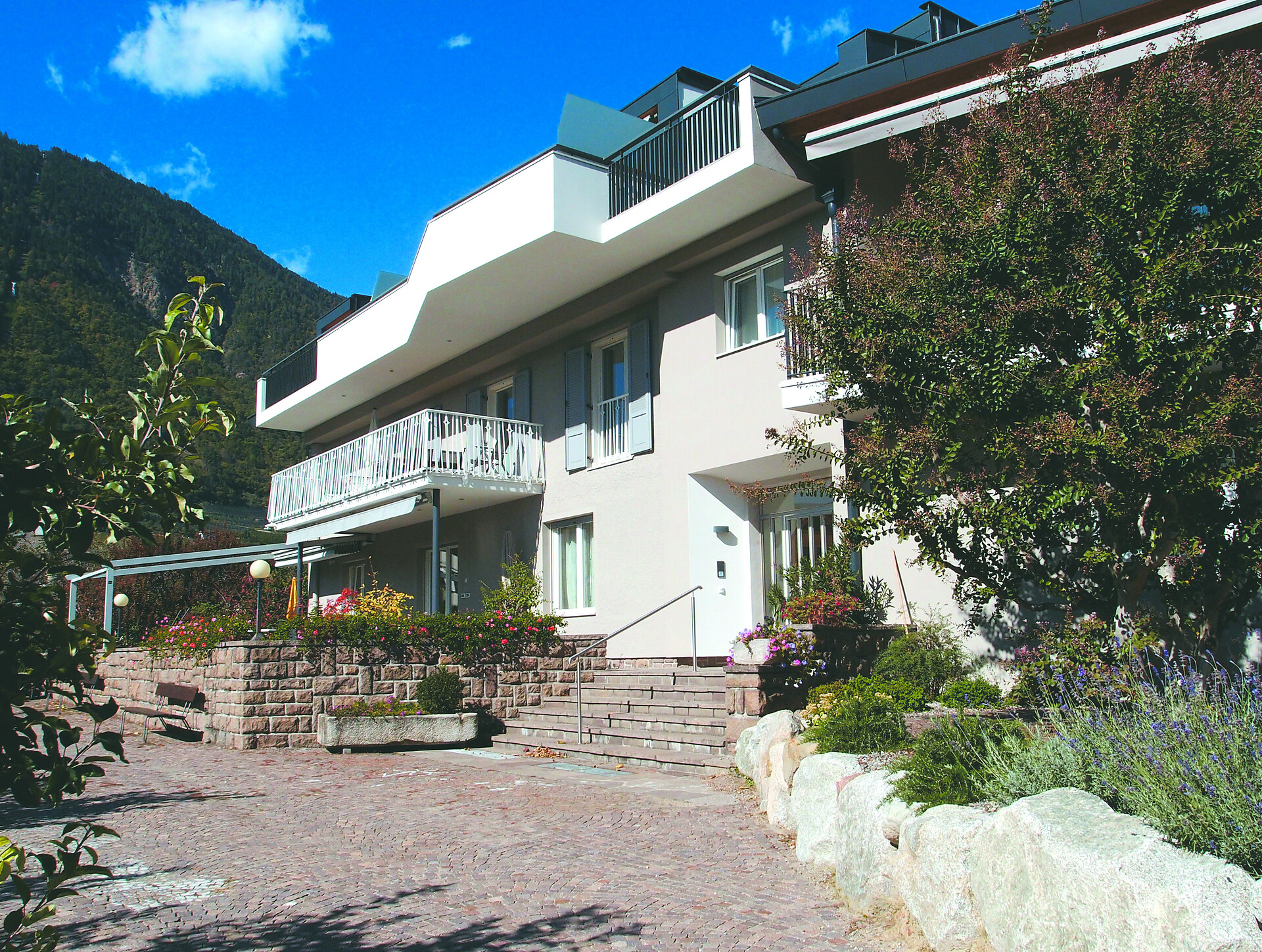 Ausserdorfer Apartments