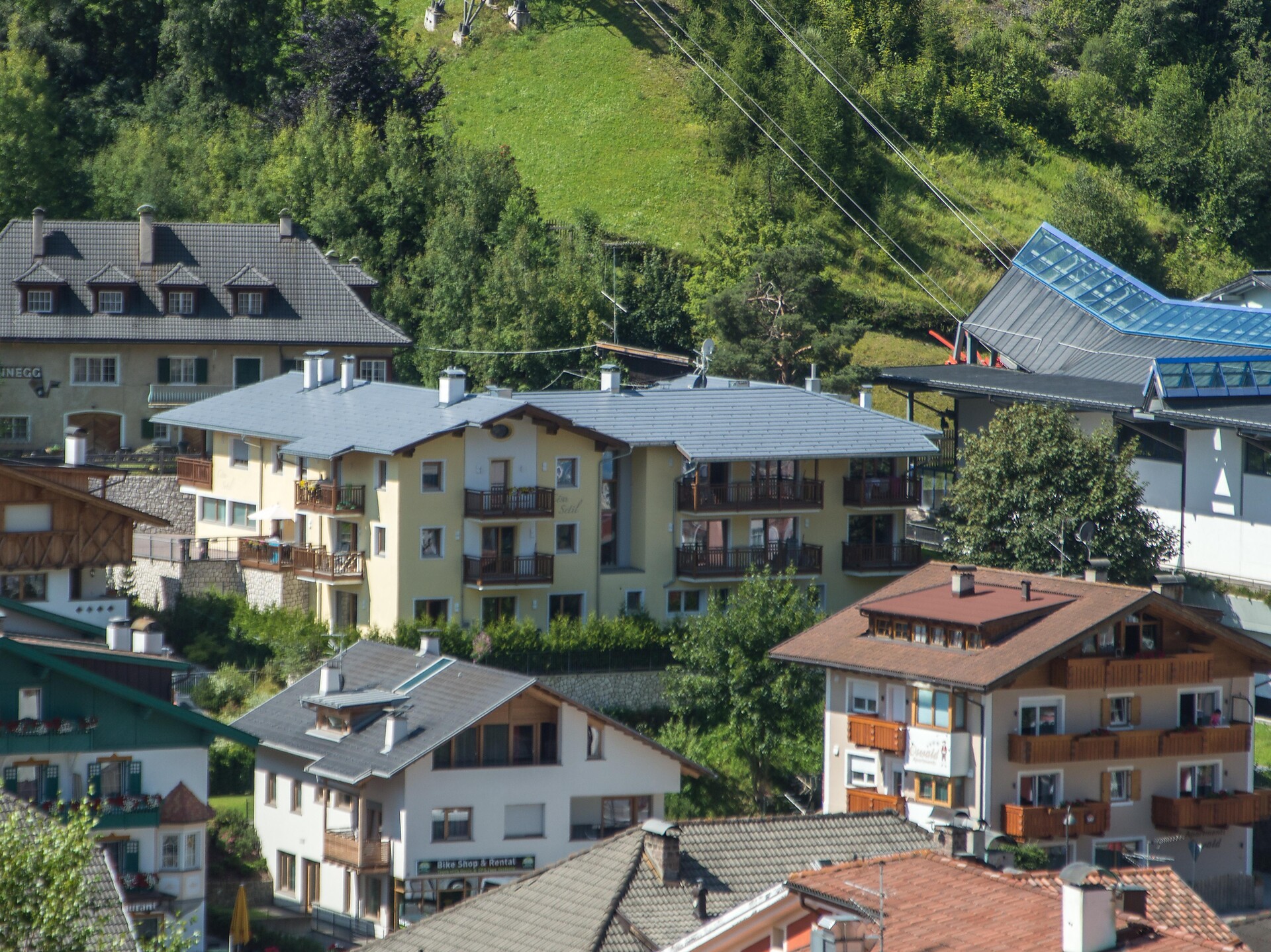 Apartments Cësa Setil
