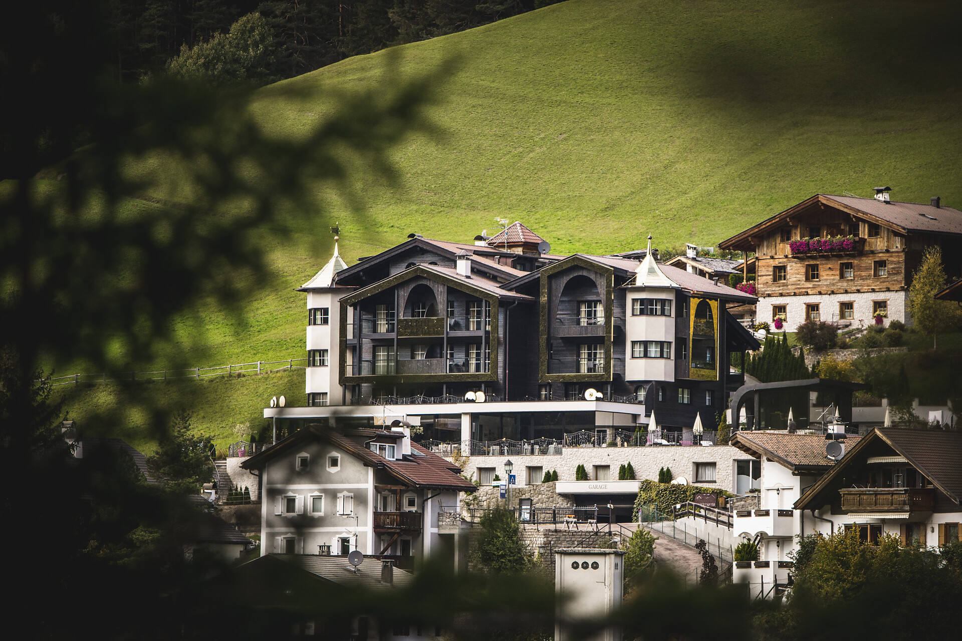Alpin Garden Luxury Maison & SPA - Adults Only - Dolomites Region Val Gardena - #7 - suedtirol.info