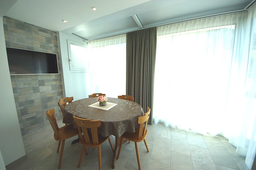 Apartment Nr. 1 dining room in the winter garden