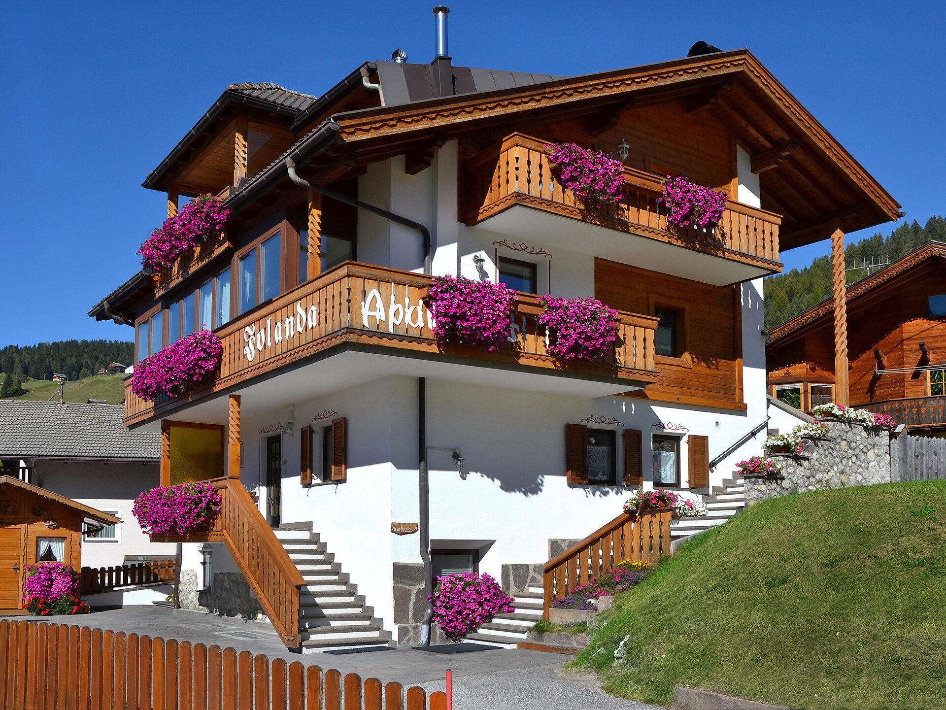 Apartments Jolanda