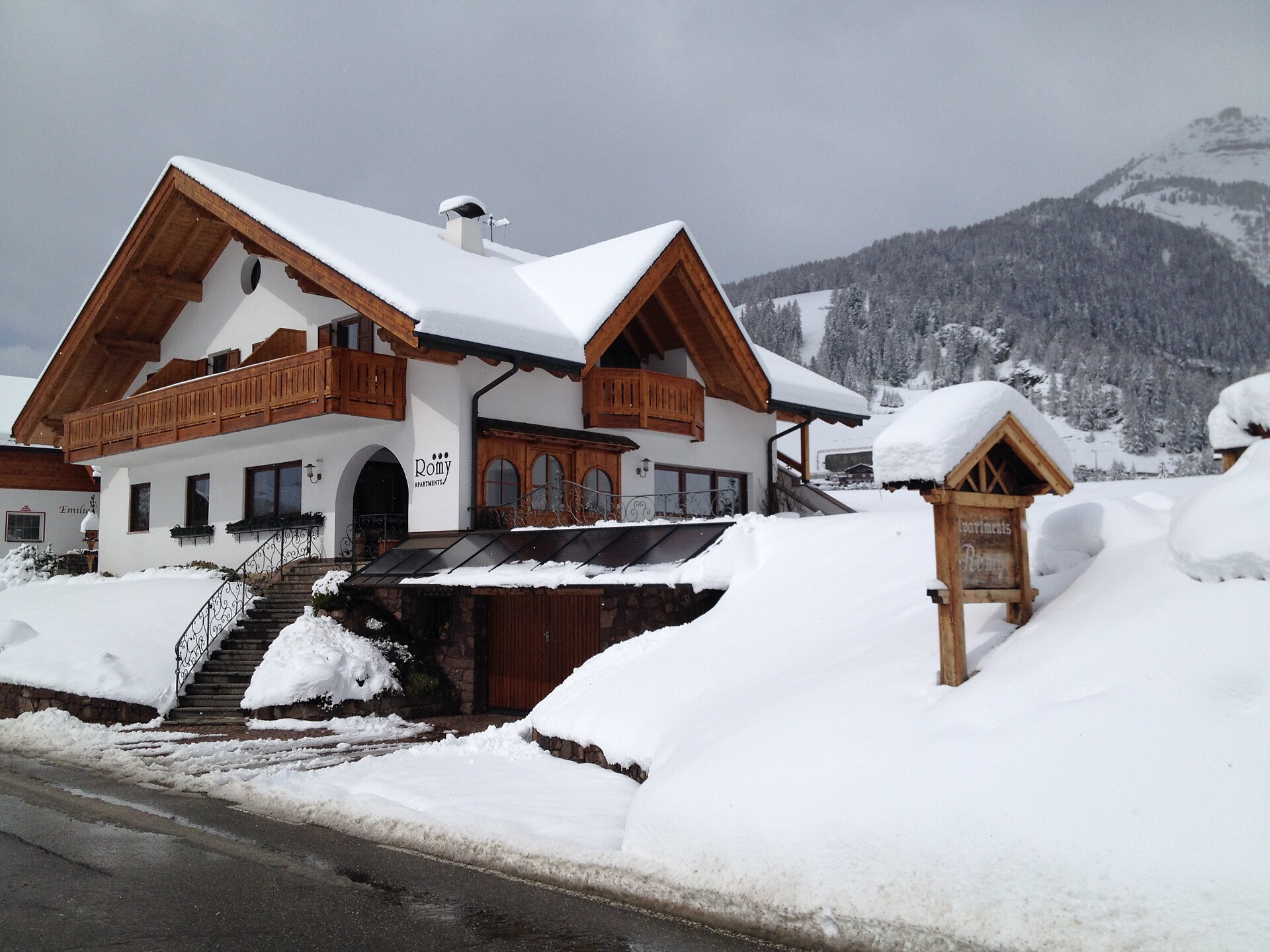 Apartments Chalet Romy - Dolomites Region Val Gardena - #5 - suedtirol.info
