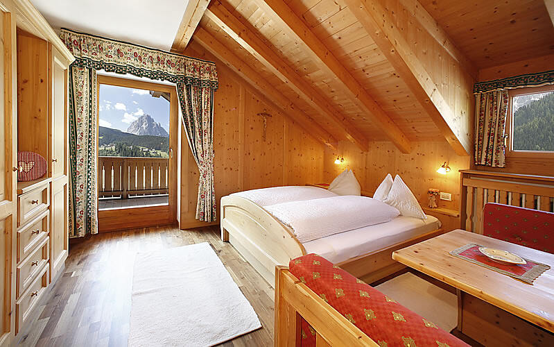 Apartments Chalet Romy - Dolomites Region Val Gardena - #15 - suedtirol.info