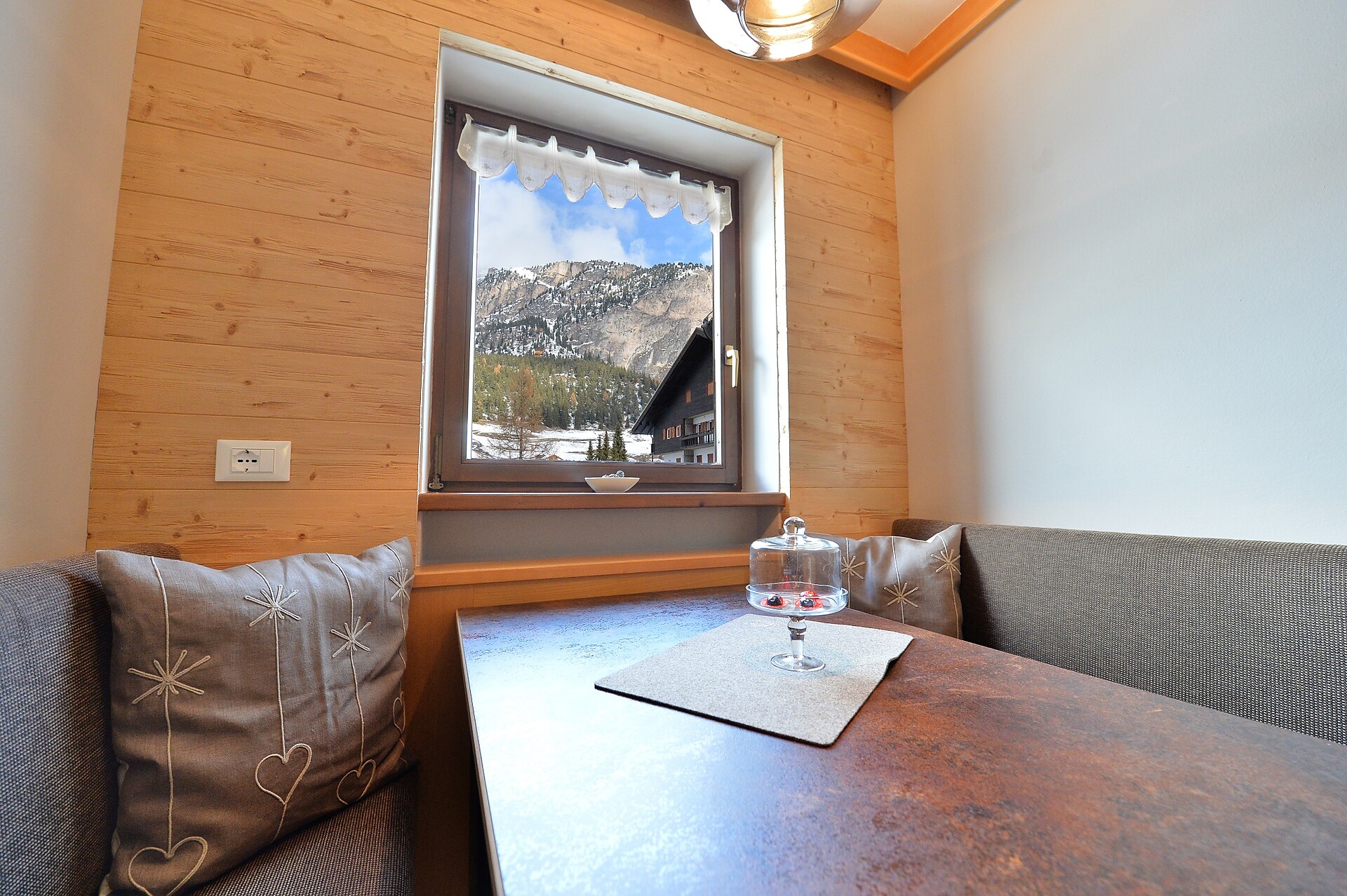 Ferienwohnung an der Sella Ronda im Zentrum von Wolkenstein Gröden