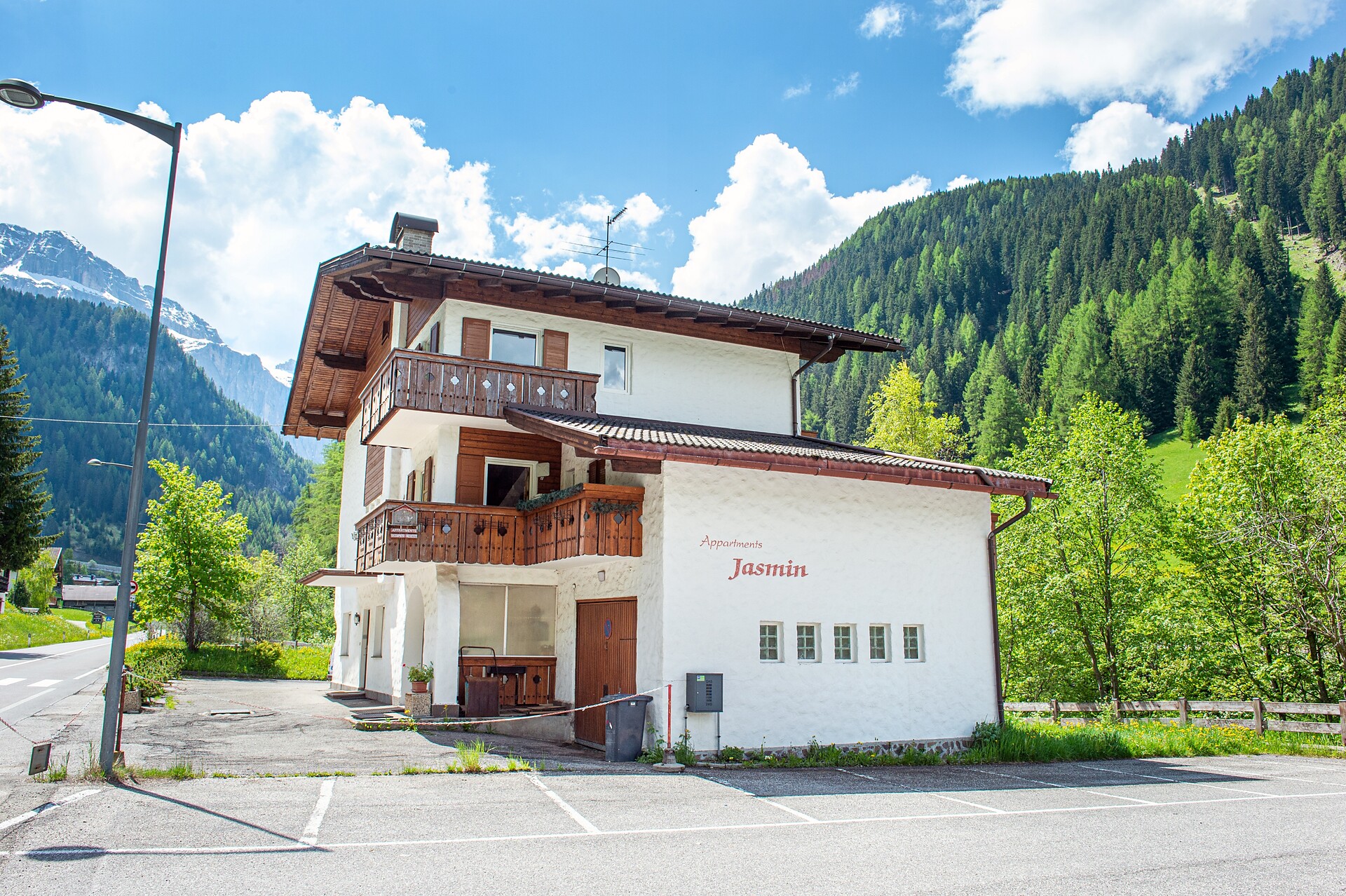 Apartments Jasmin Wolkenstein 21 suedtirol.info