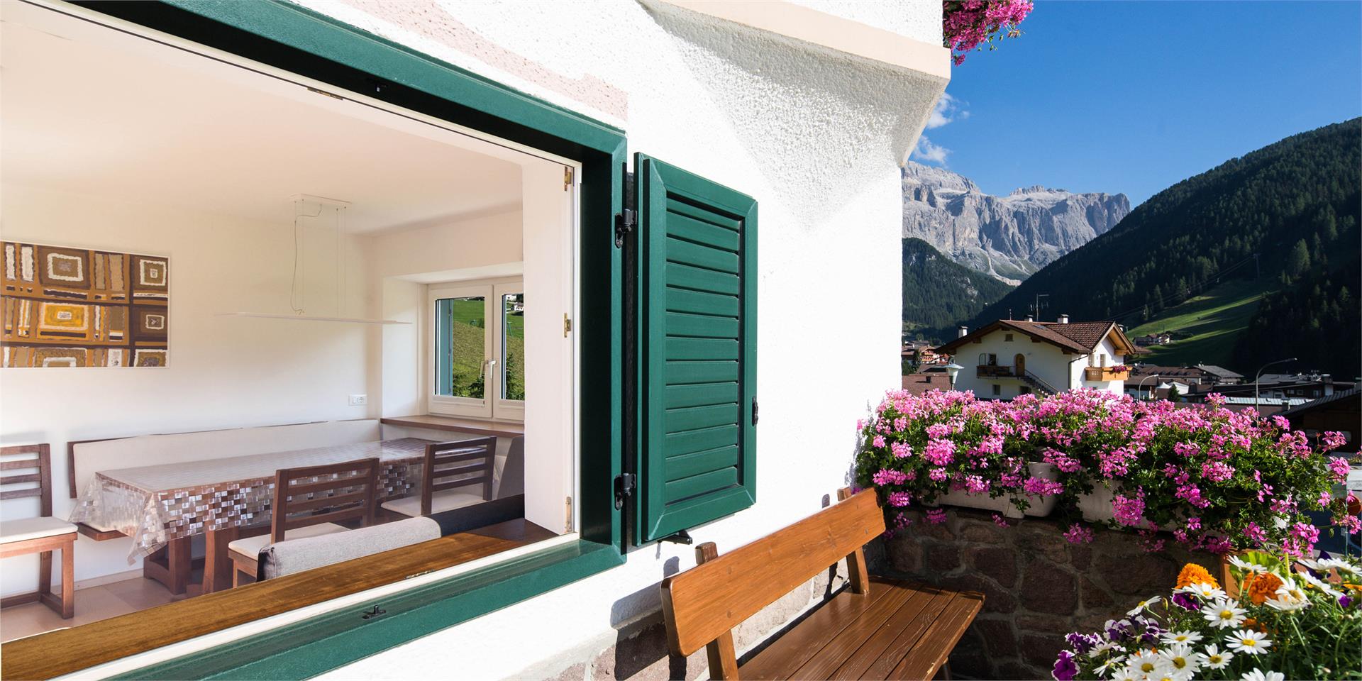 Apartments Justine - Wurdengeja Wolkenstein 18 suedtirol.info