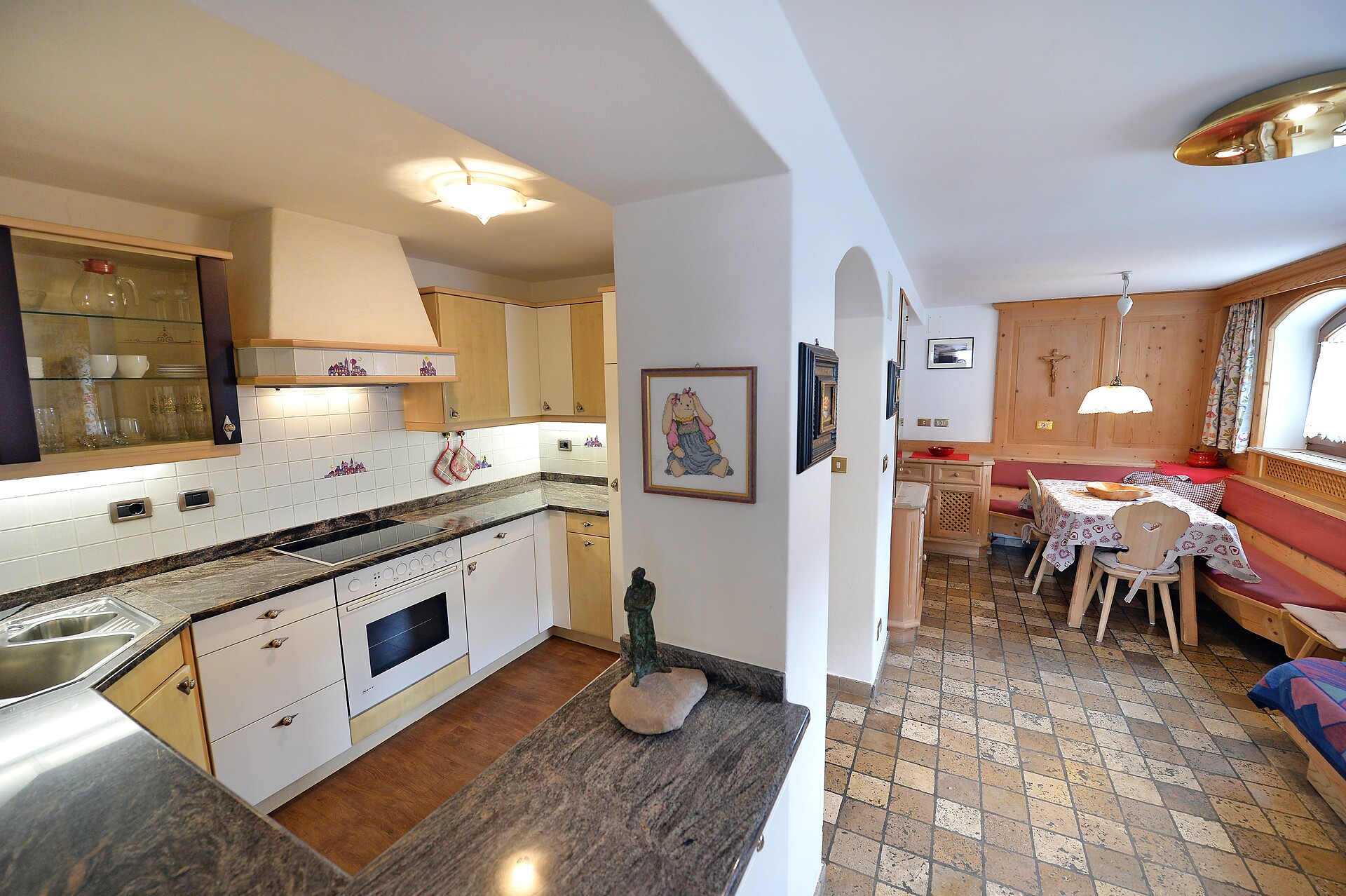 Apartments Everest - Bruno Wolkenstein 2 suedtirol.info