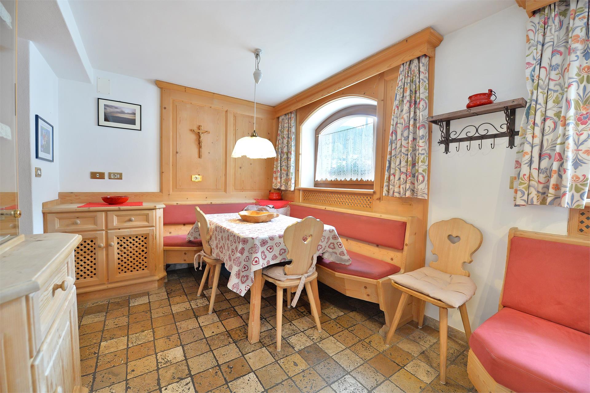 Apartments Everest - Bruno Wolkenstein 6 suedtirol.info