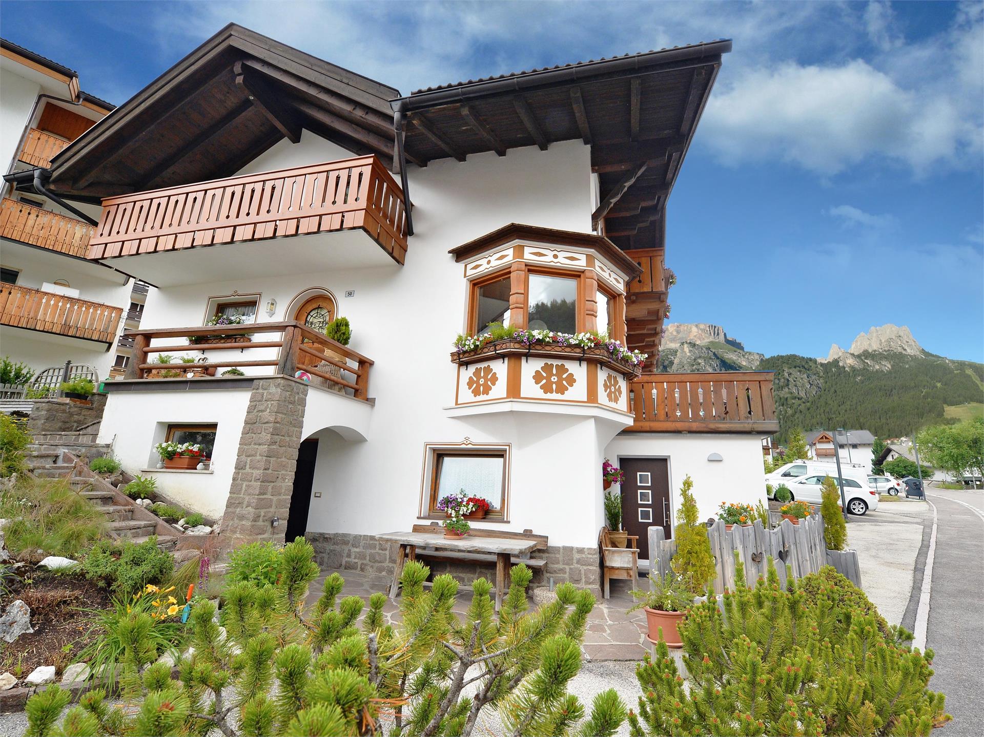 Apartments Everest - Bruno Wolkenstein 1 suedtirol.info