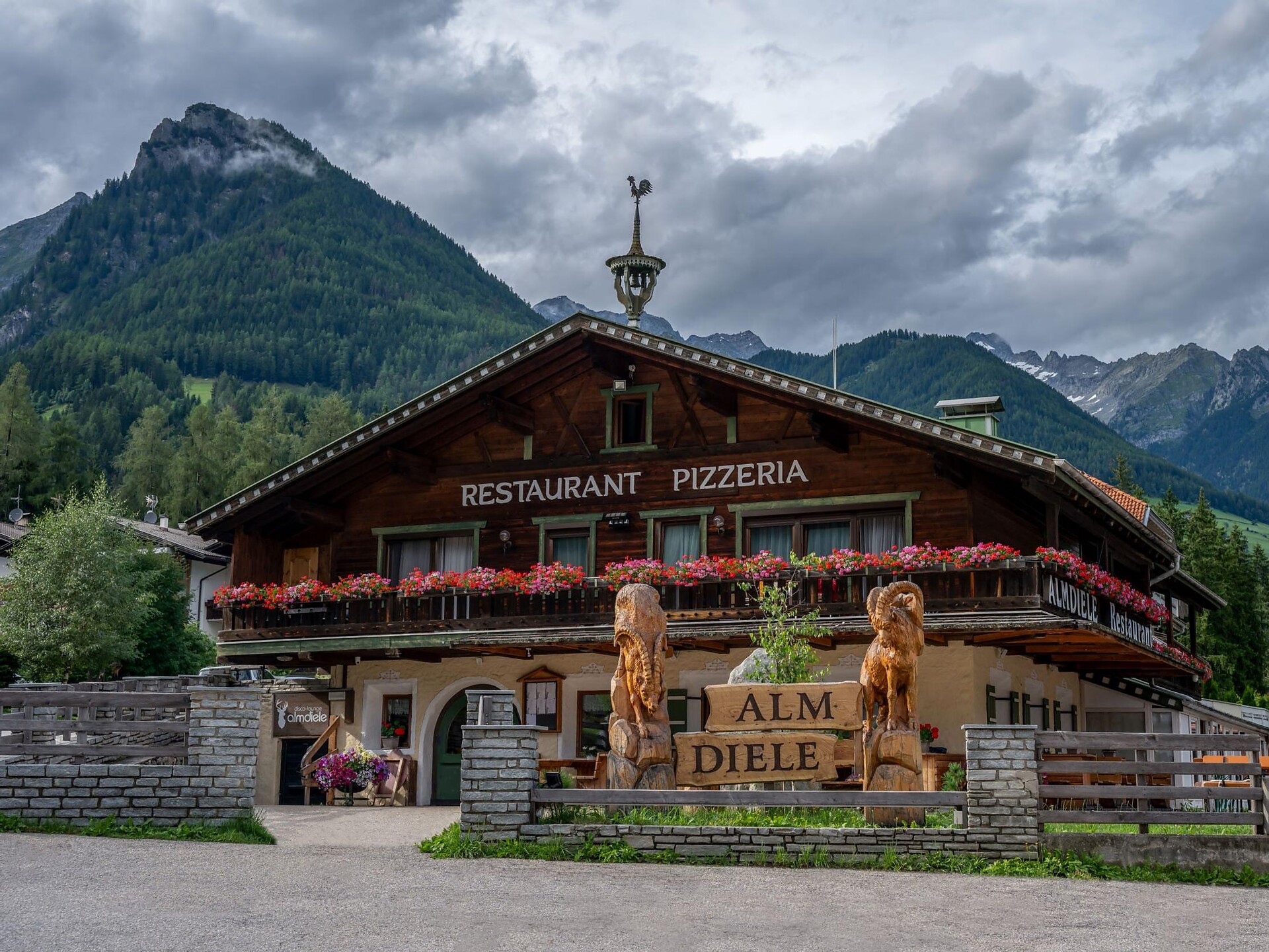 Almdiele Apparthotel