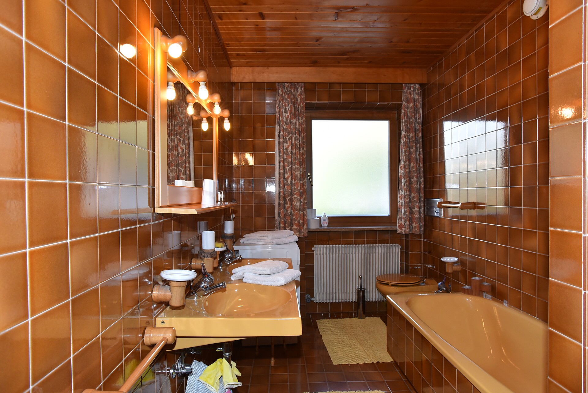 Bathroom_Apartment