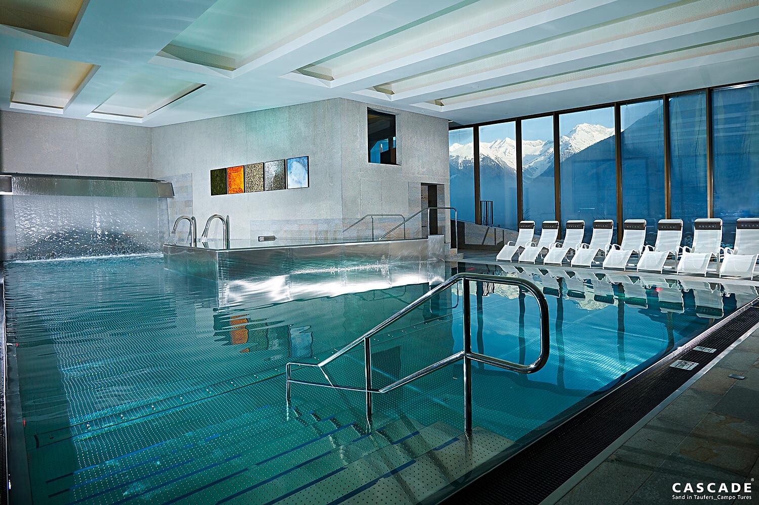 Public swimming pool CASCADE