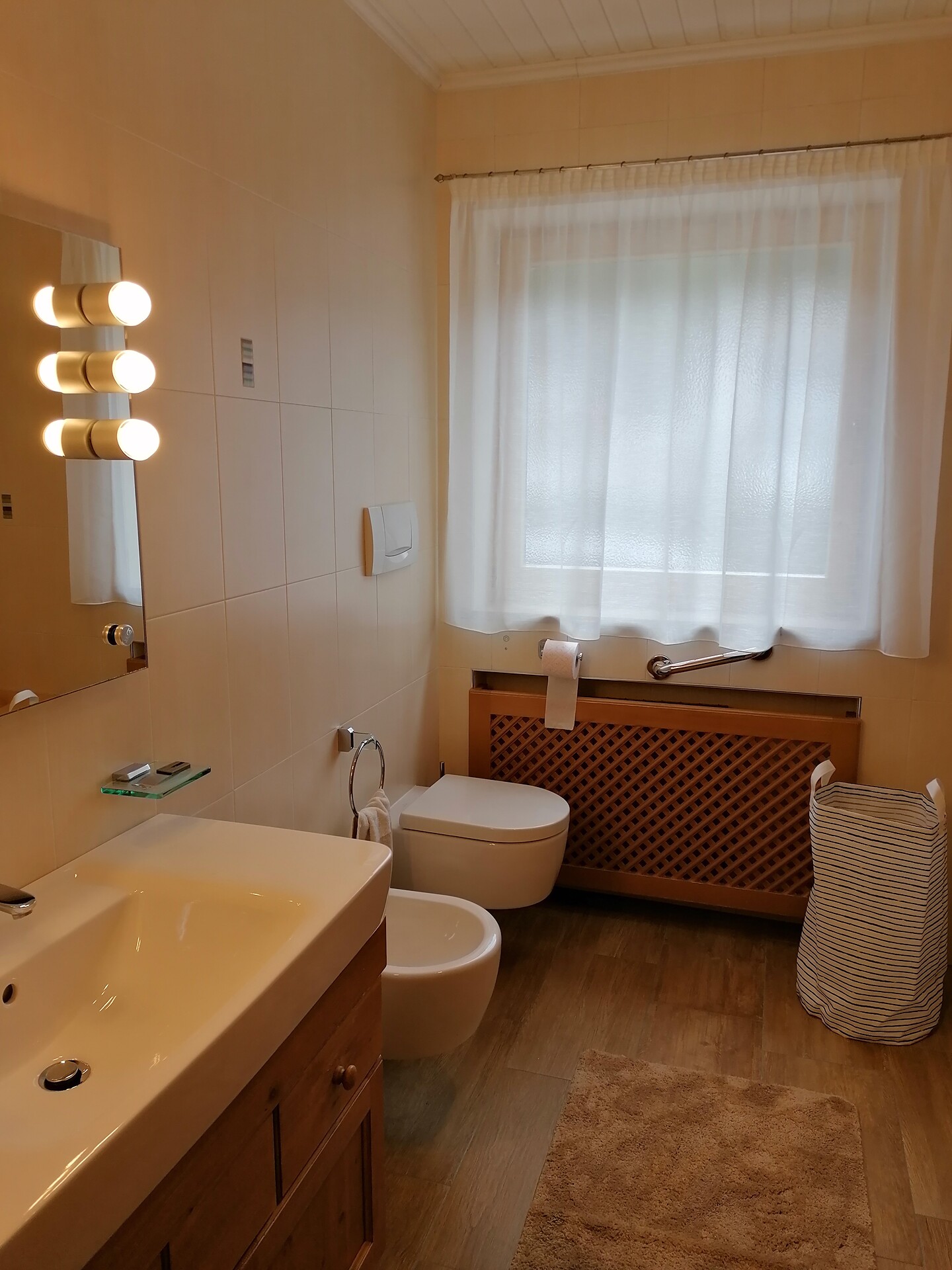 Wohnung Parterre Bad