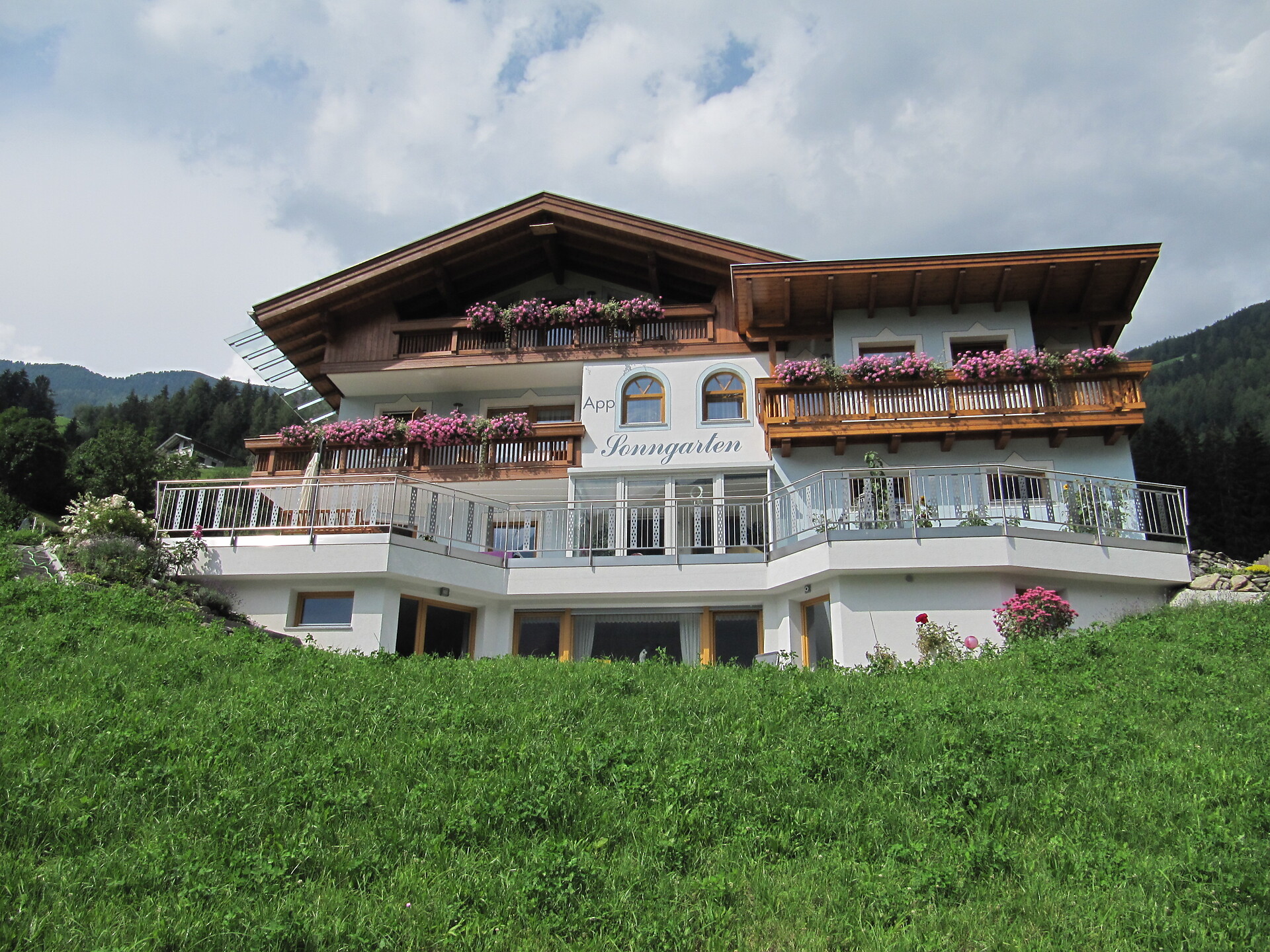 Casa Sonngarten Estate
