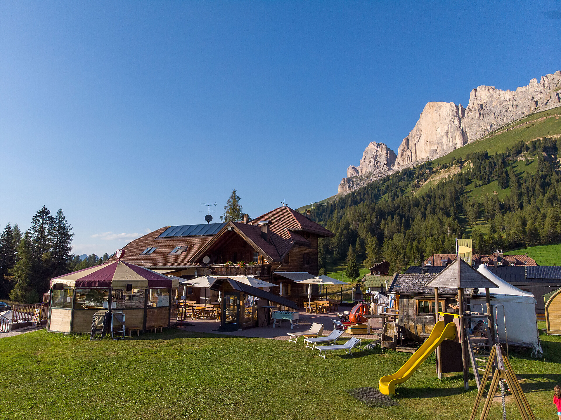 Antermont  OHG Nova Levante 1 suedtirol.info