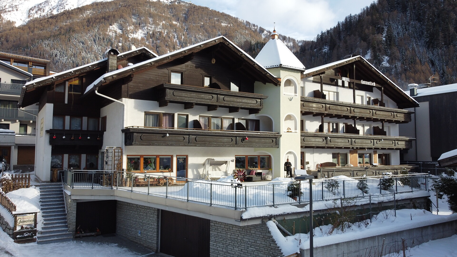 Hotel Gurnatsch