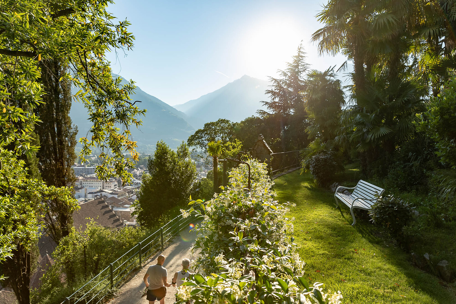 Apparthotel Villa Hochland - Meran/Merano and environs - #1 - suedtirol.info