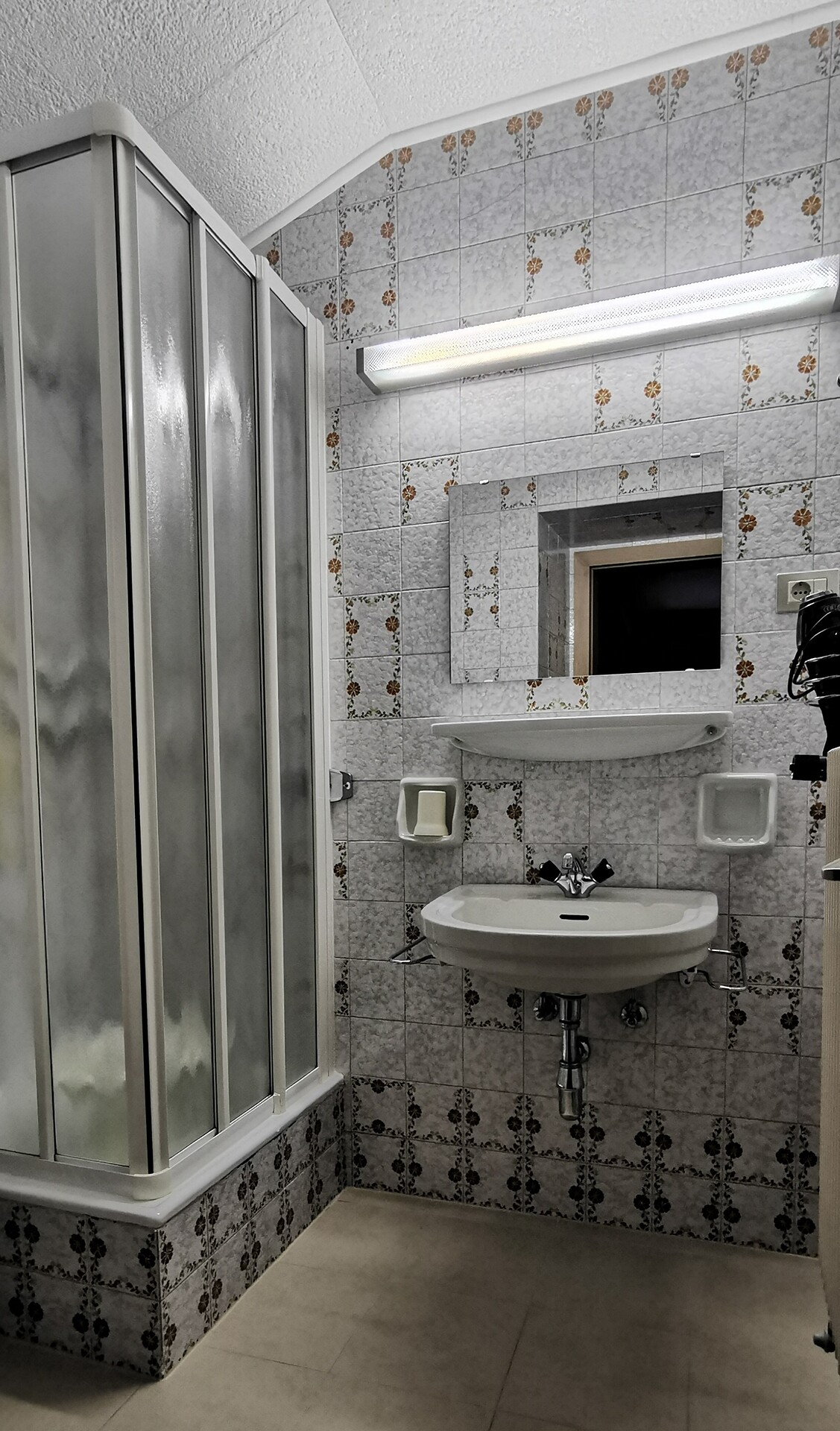 Appartements Pension Goldener Stern - Dolomites Region 3 Zinnen - #4 - suedtirol.info