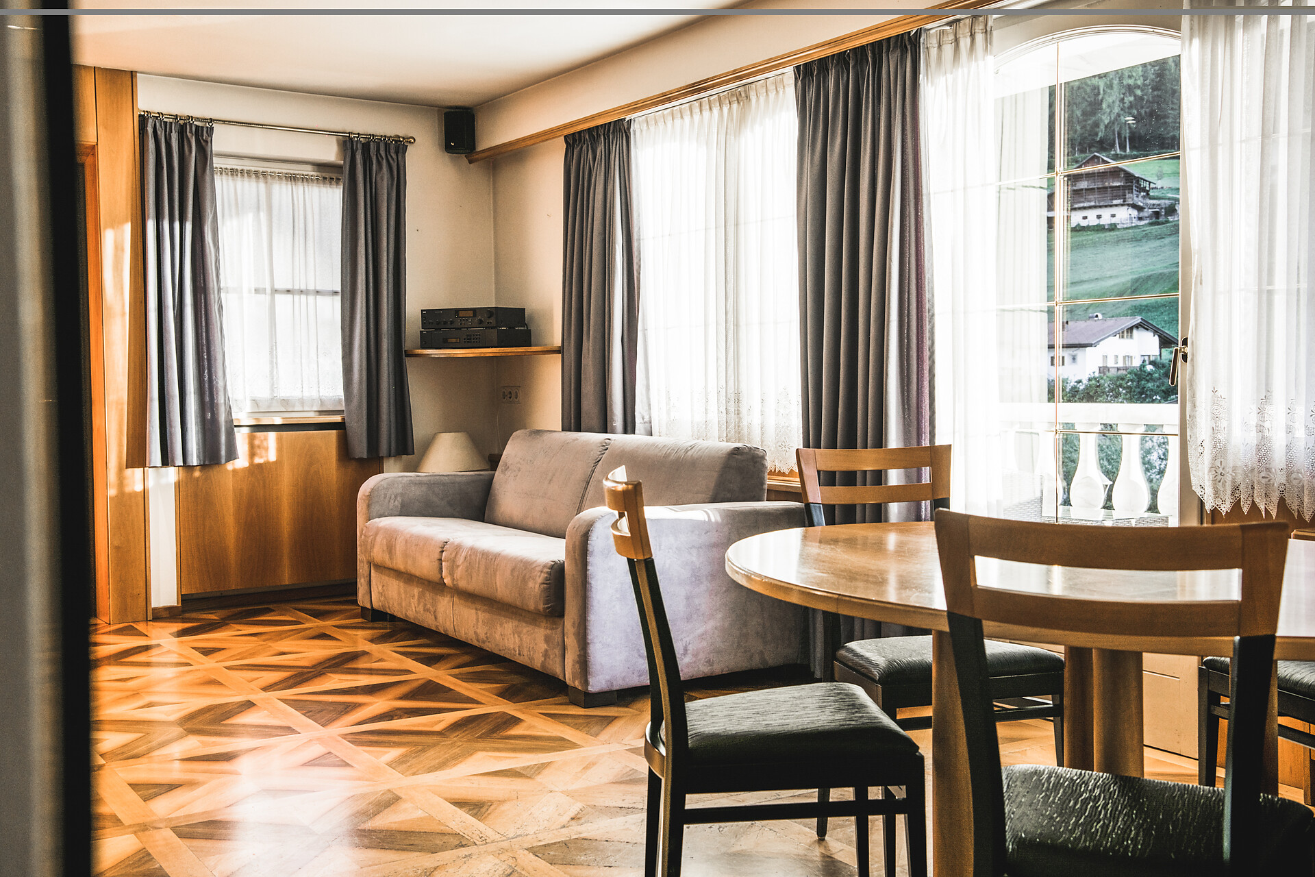 Emerald Luxury Apartments Villa Venezia