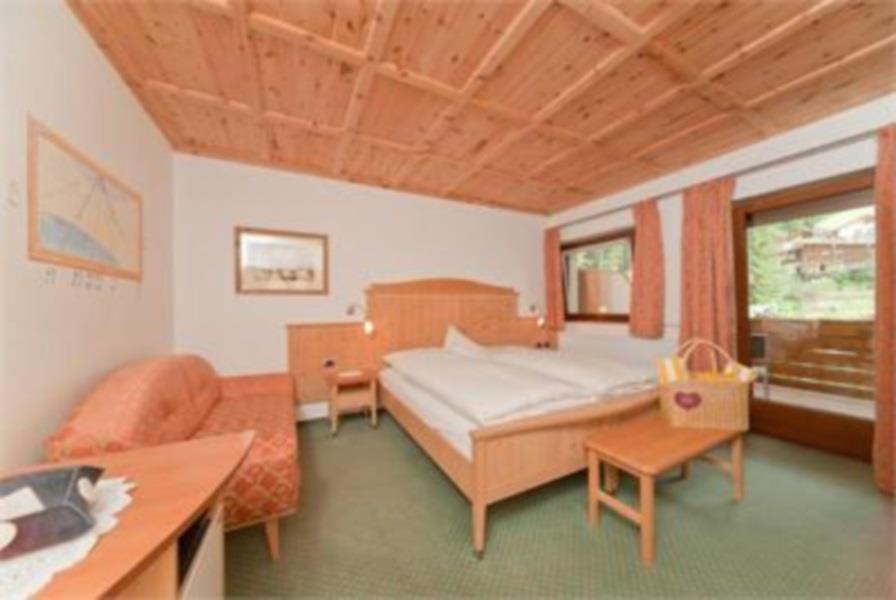 Alpenwellnesshotel St. Veit Sexten 12 suedtirol.info