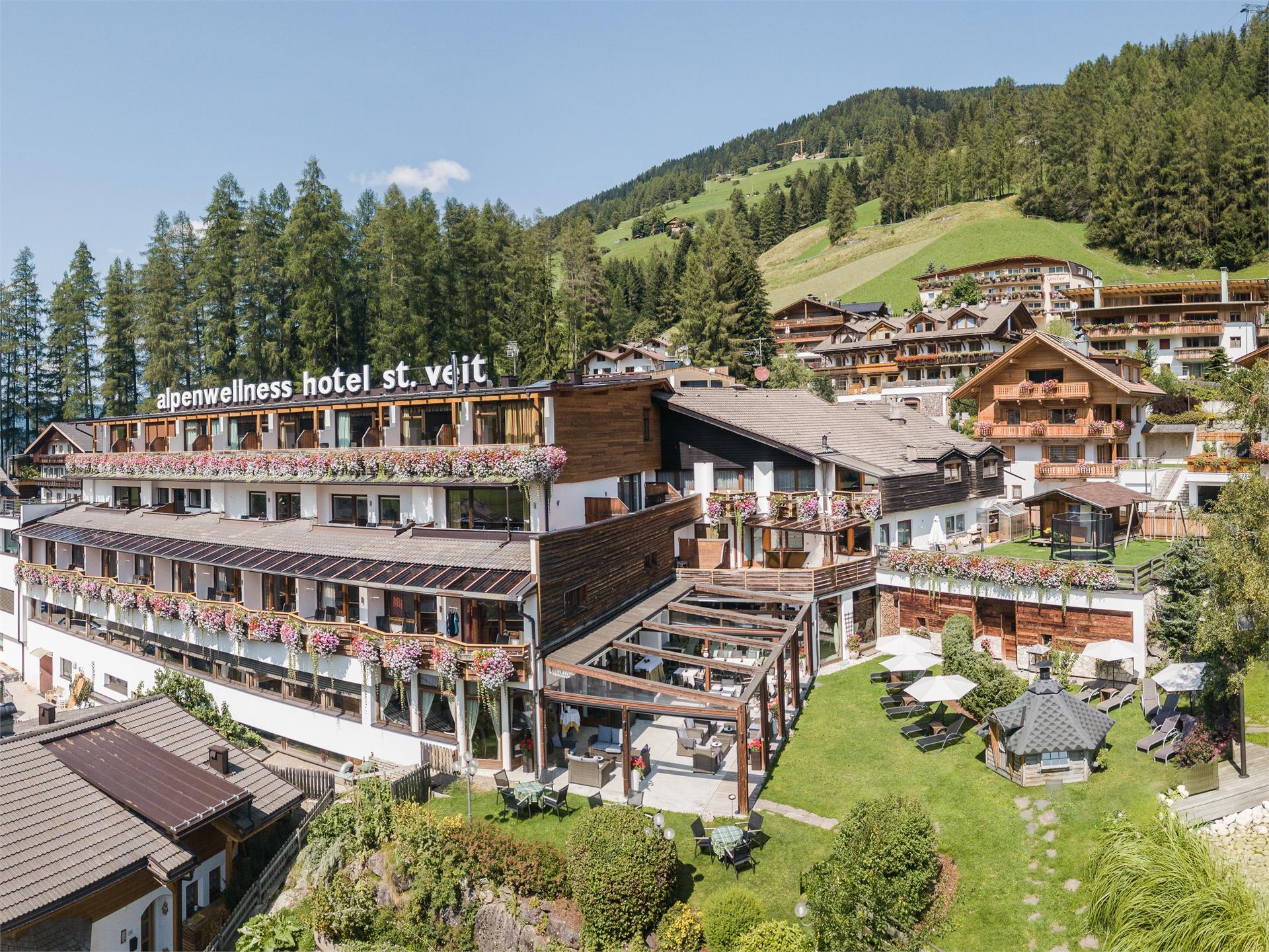 Alpenwellnesshotel St. Veit Sexten 1 suedtirol.info