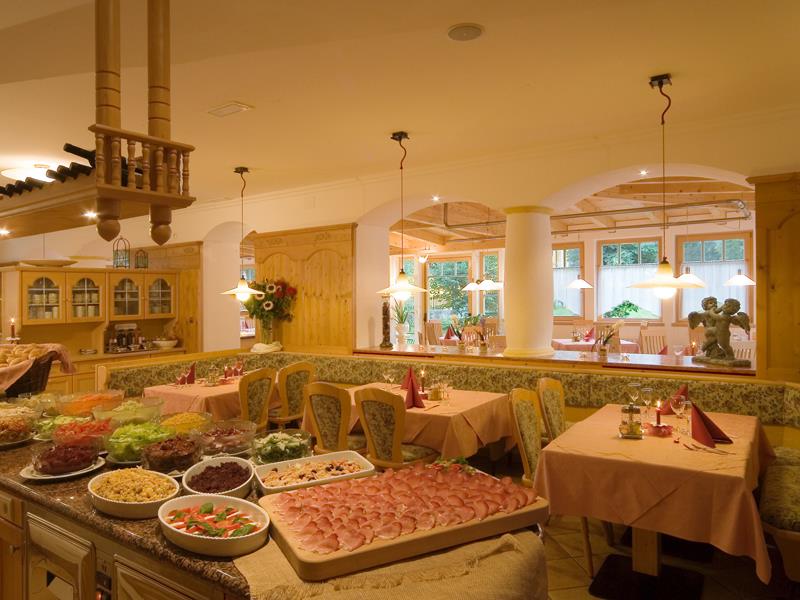Apparthotel Germania Toblach/Dobbiaco 3 suedtirol.info