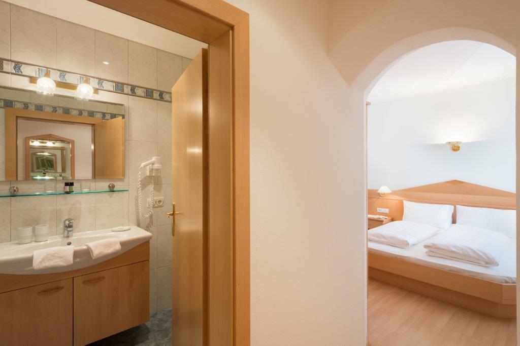 Apparthotel Germania Toblach/Dobbiaco 7 suedtirol.info