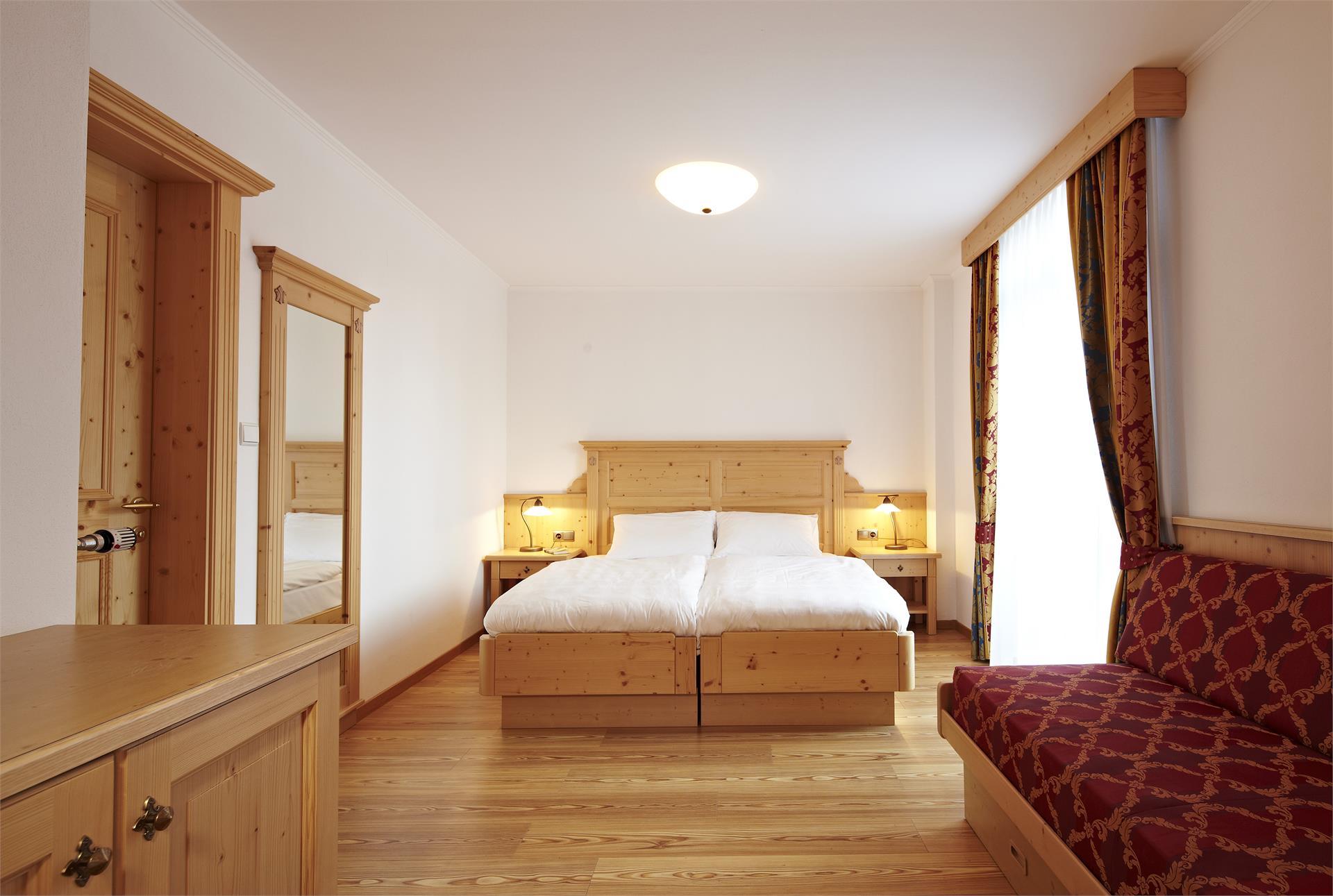 Apparthotel Germania Toblach/Dobbiaco 4 suedtirol.info