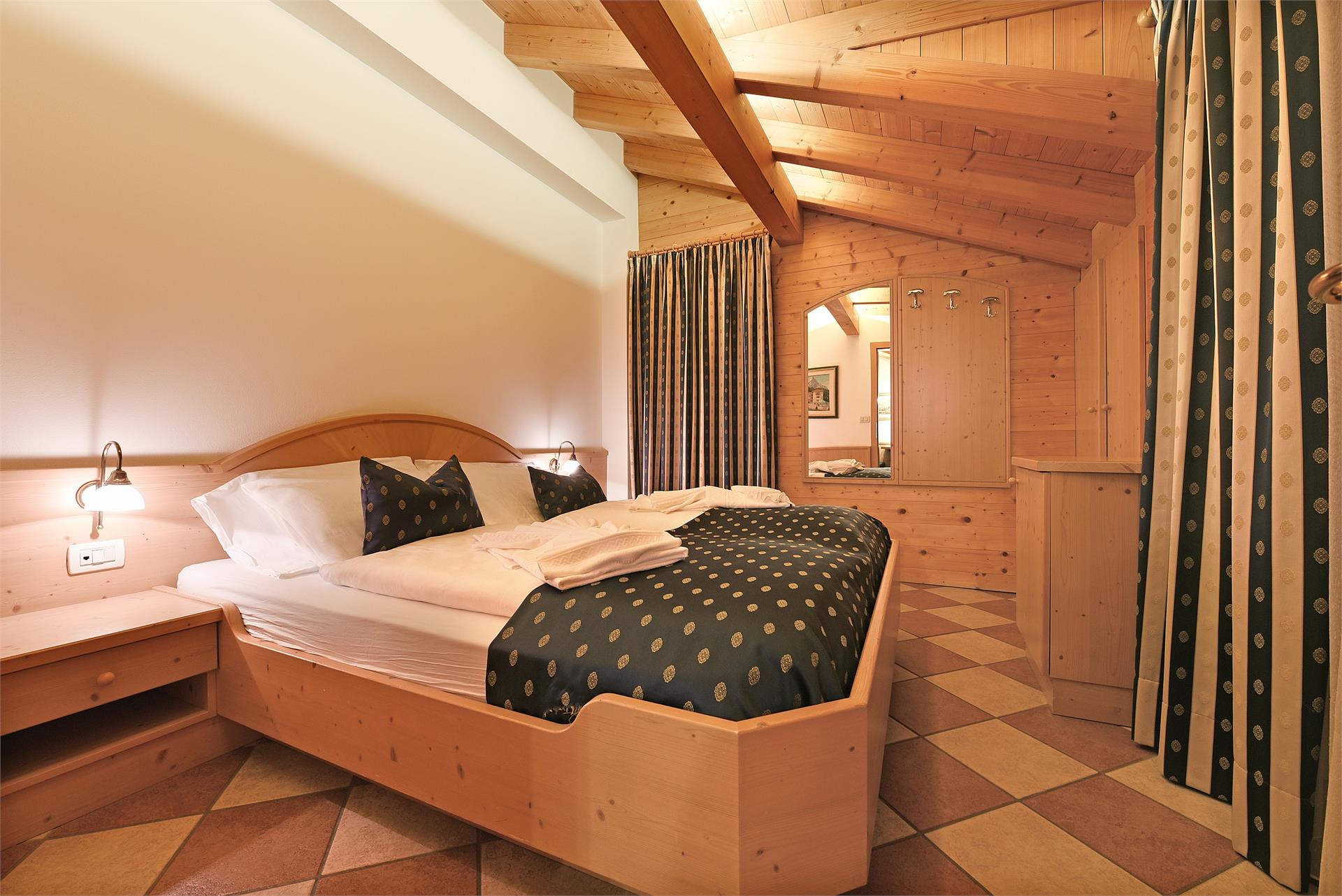 Alpin-Residence Amadeus Kastelruth 15 suedtirol.info