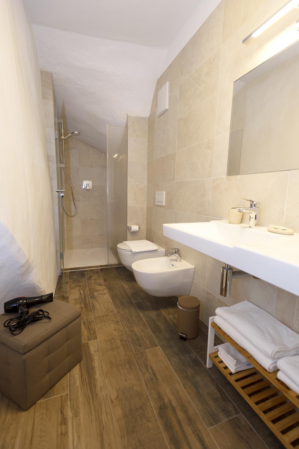 Arcadia Rooms Merano 11 suedtirol.info